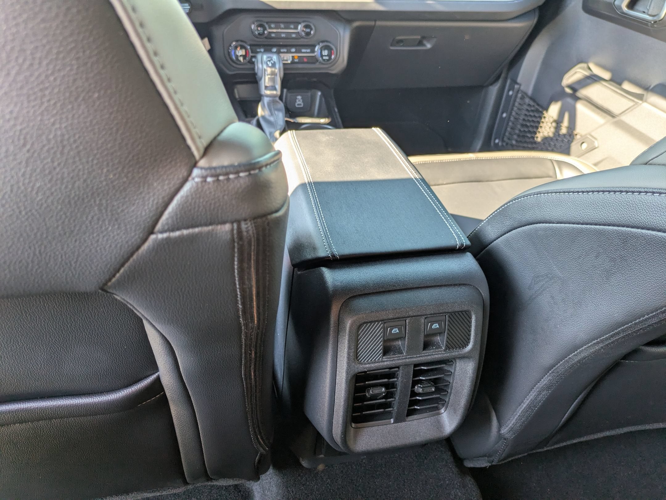 2026 Ford Bronco Outer Banks - Crossroads Courtesy Demo