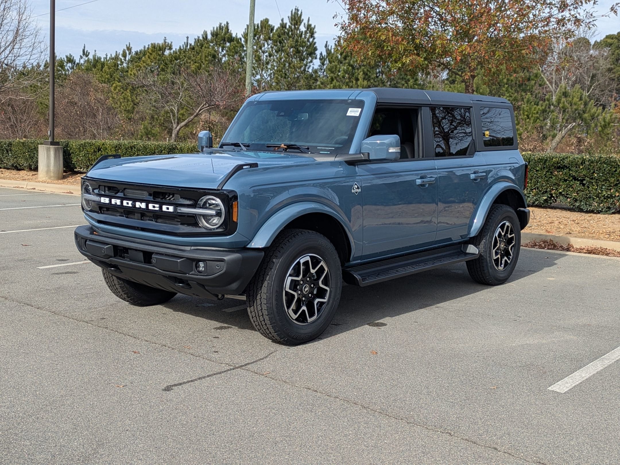 2025 Ford Bronco Outer Banks