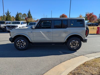 2025 Ford Bronco Outer Banks
