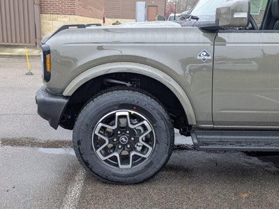 2025 Ford Bronco Outer Banks