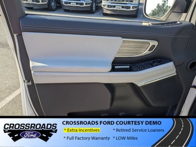 2026 Ford Expedition Max Platinum - Crossroads Courtesy Demo