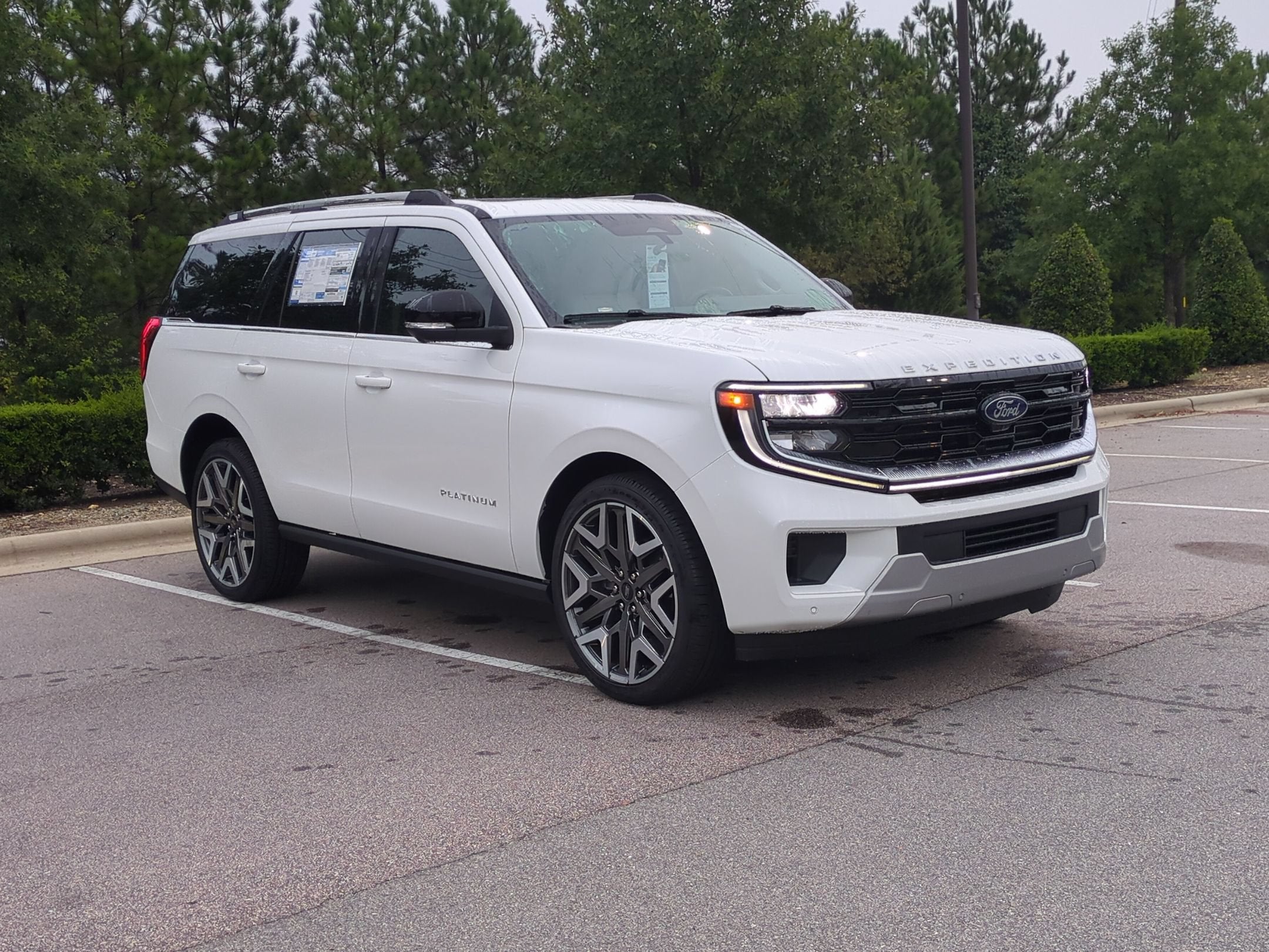 2026 Ford Expedition Platinum - Crossroads Courtesy Demo