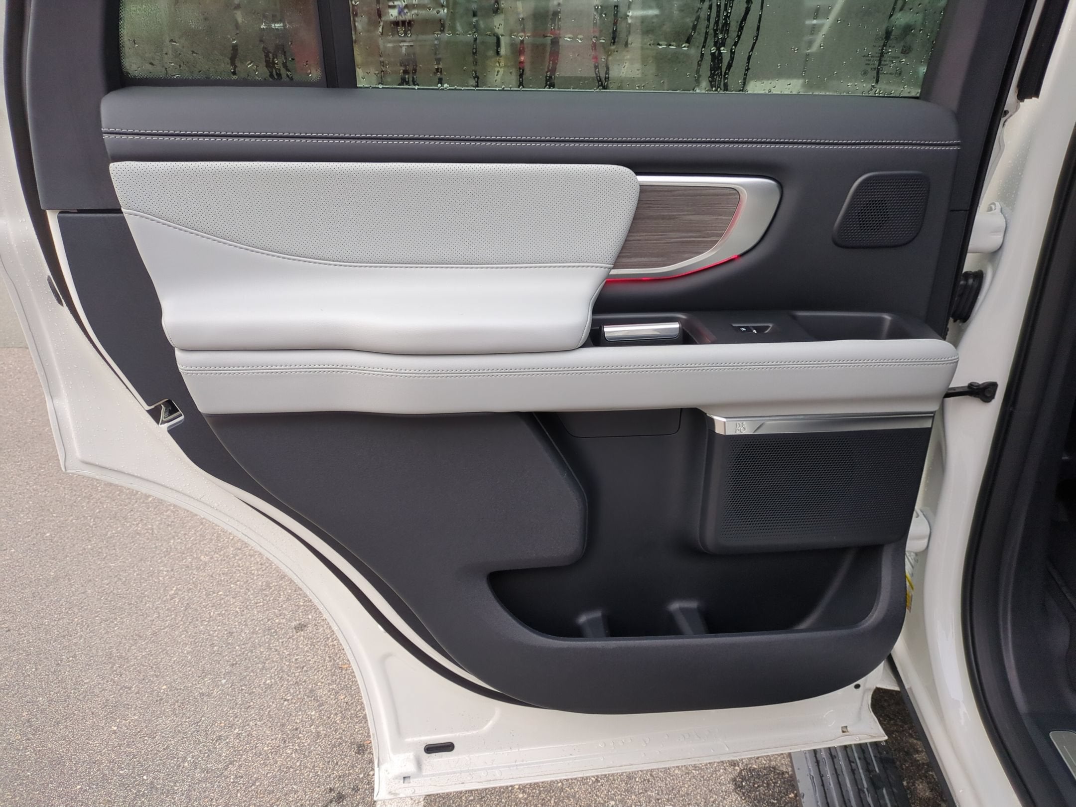 2026 Ford Expedition Platinum - Crossroads Courtesy Demo