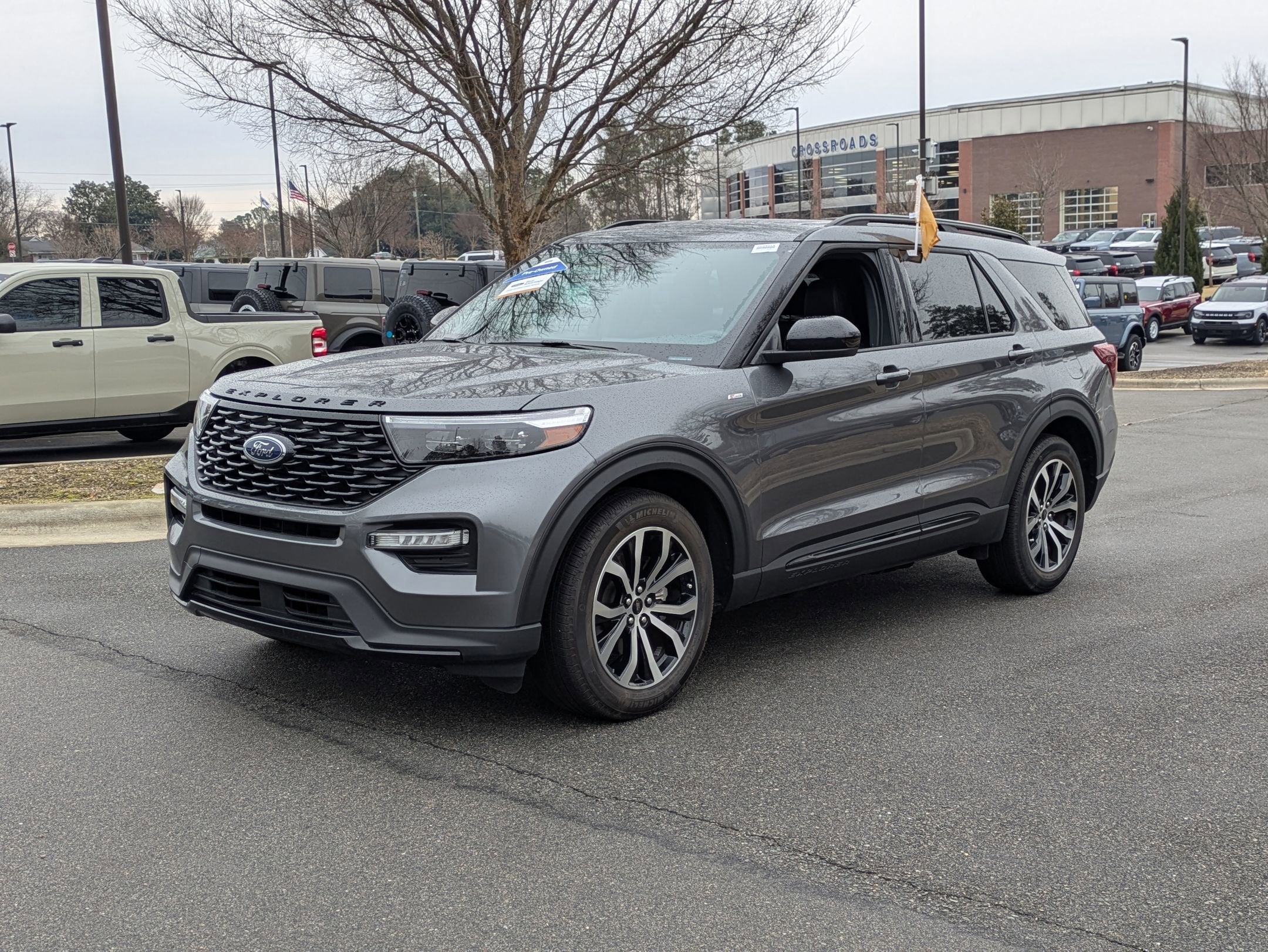 2024 Ford Explorer ST-Line