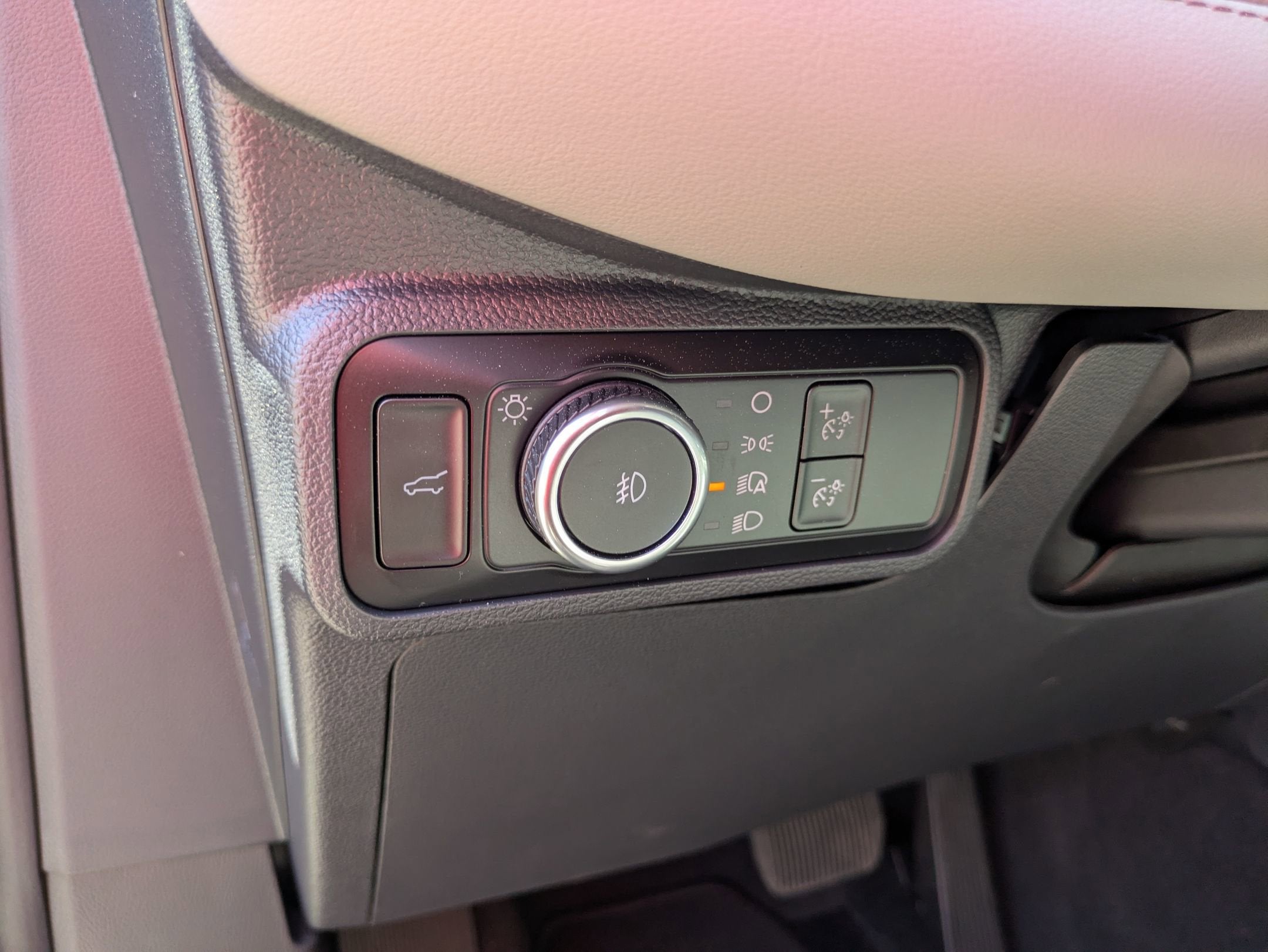 2026 Ford Explorer Active - Crossroads Courtesy Demo
