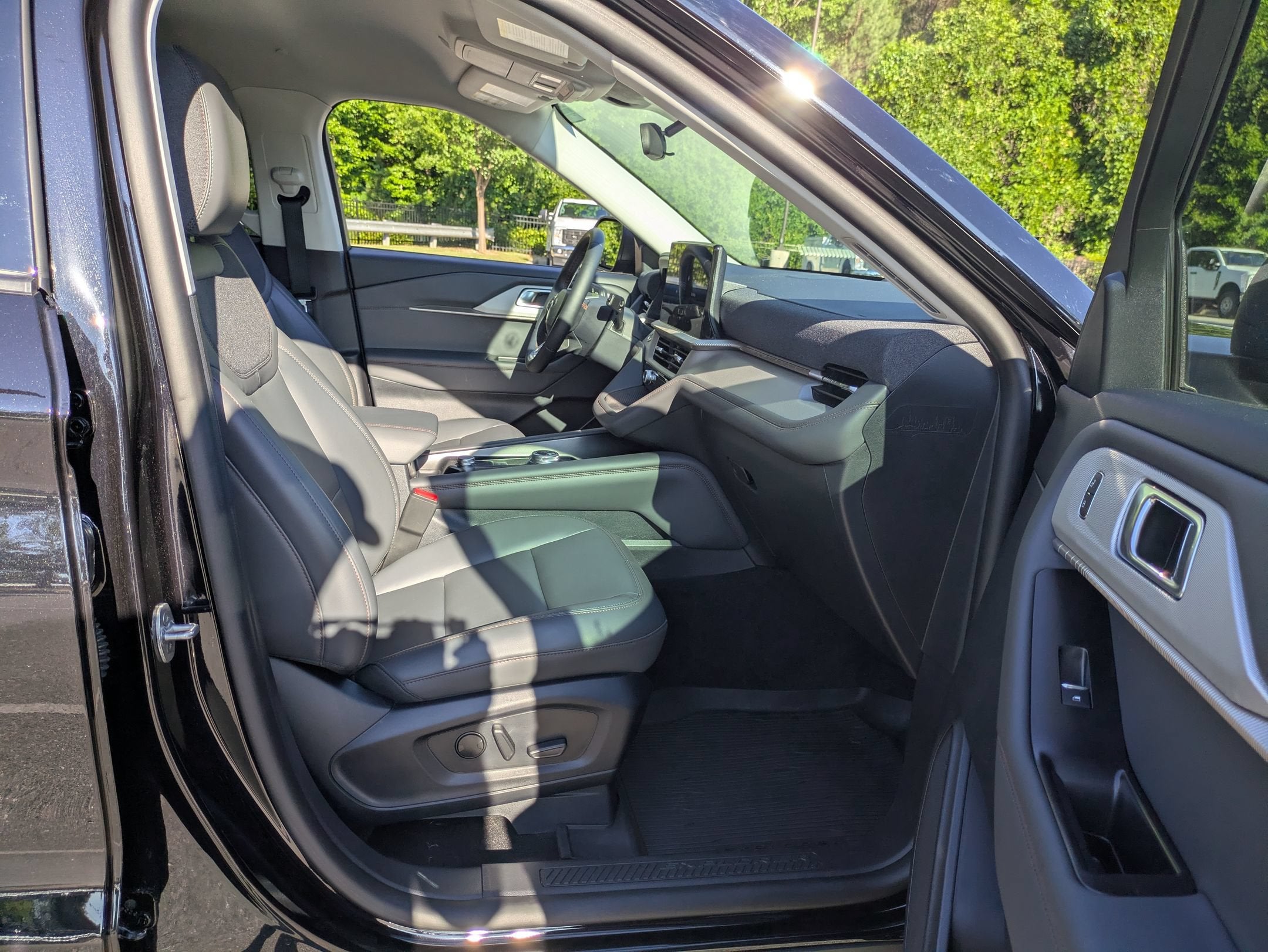 2026 Ford Explorer Active - Crossroads Courtesy Demo