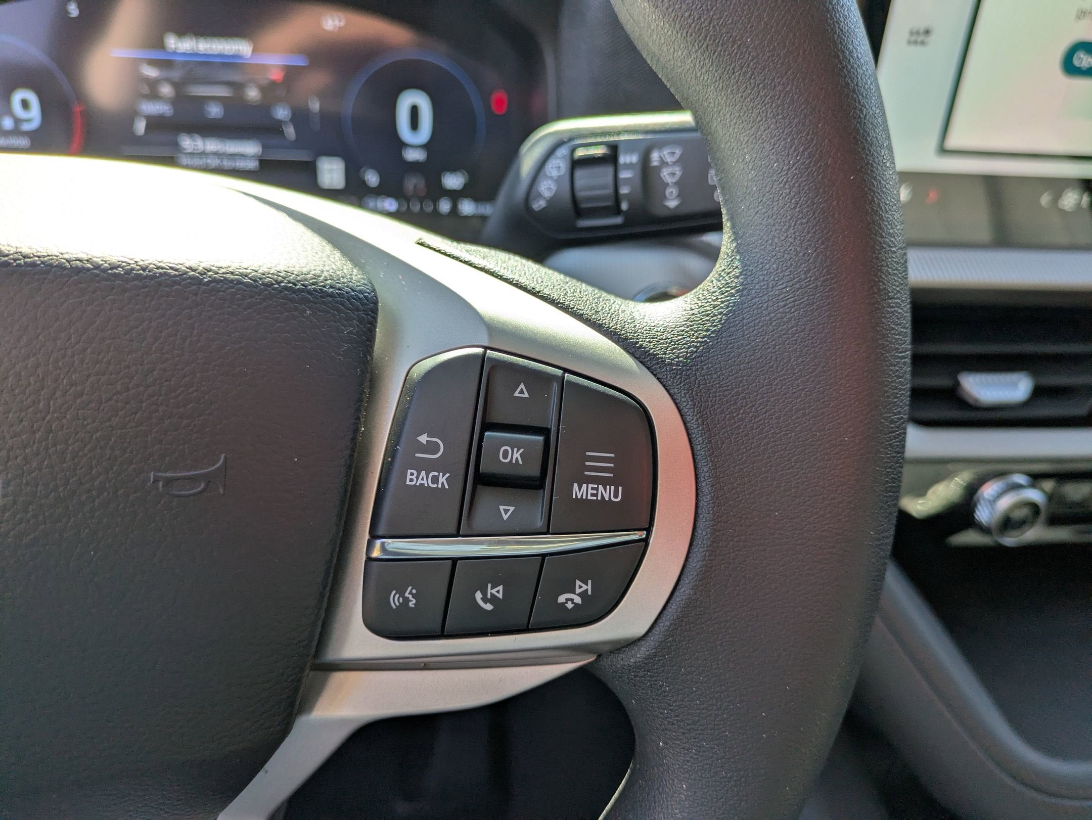 2026 Ford Explorer Active w/100A Pkg