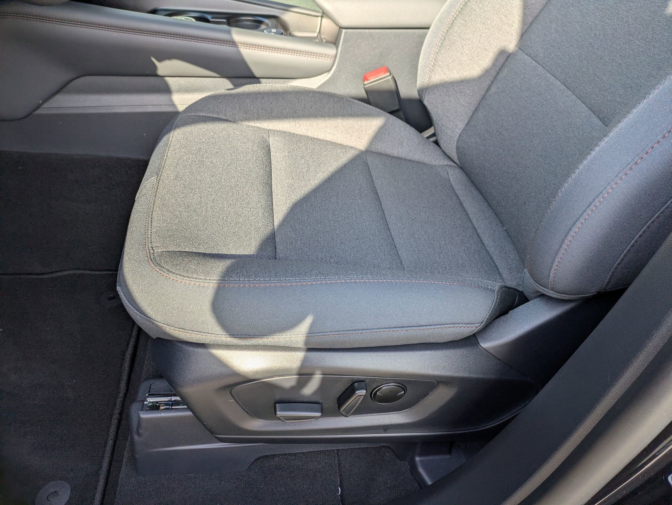 2026 Ford Explorer Active - Crossroads Courtesy Demo