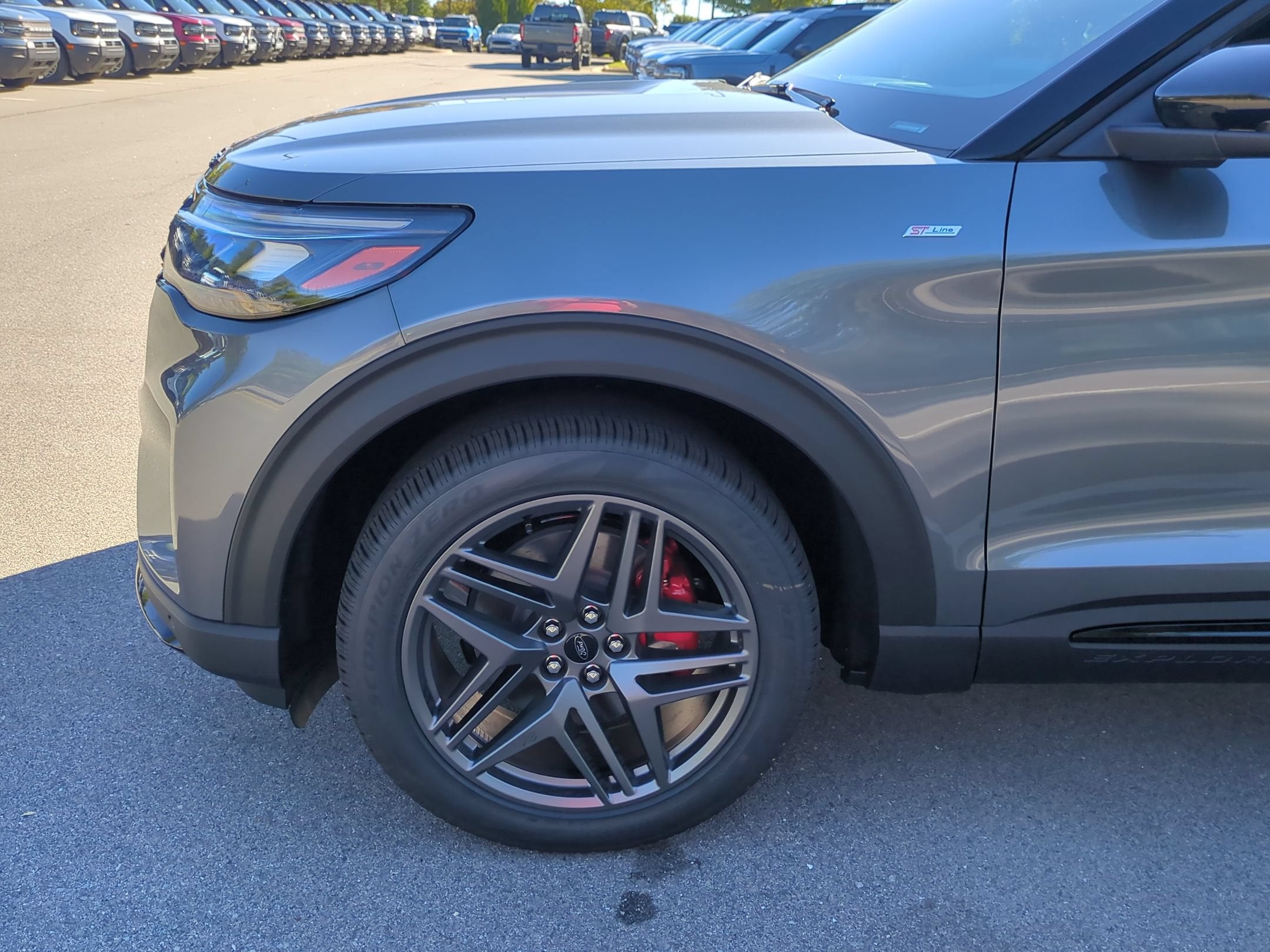 2027 Ford Explorer ST-Line