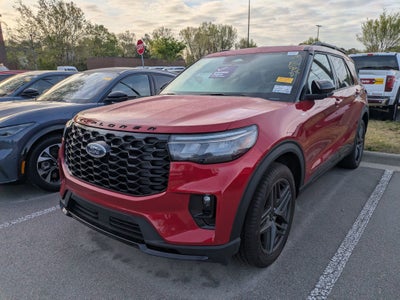 2025 Ford Explorer ST-Line
