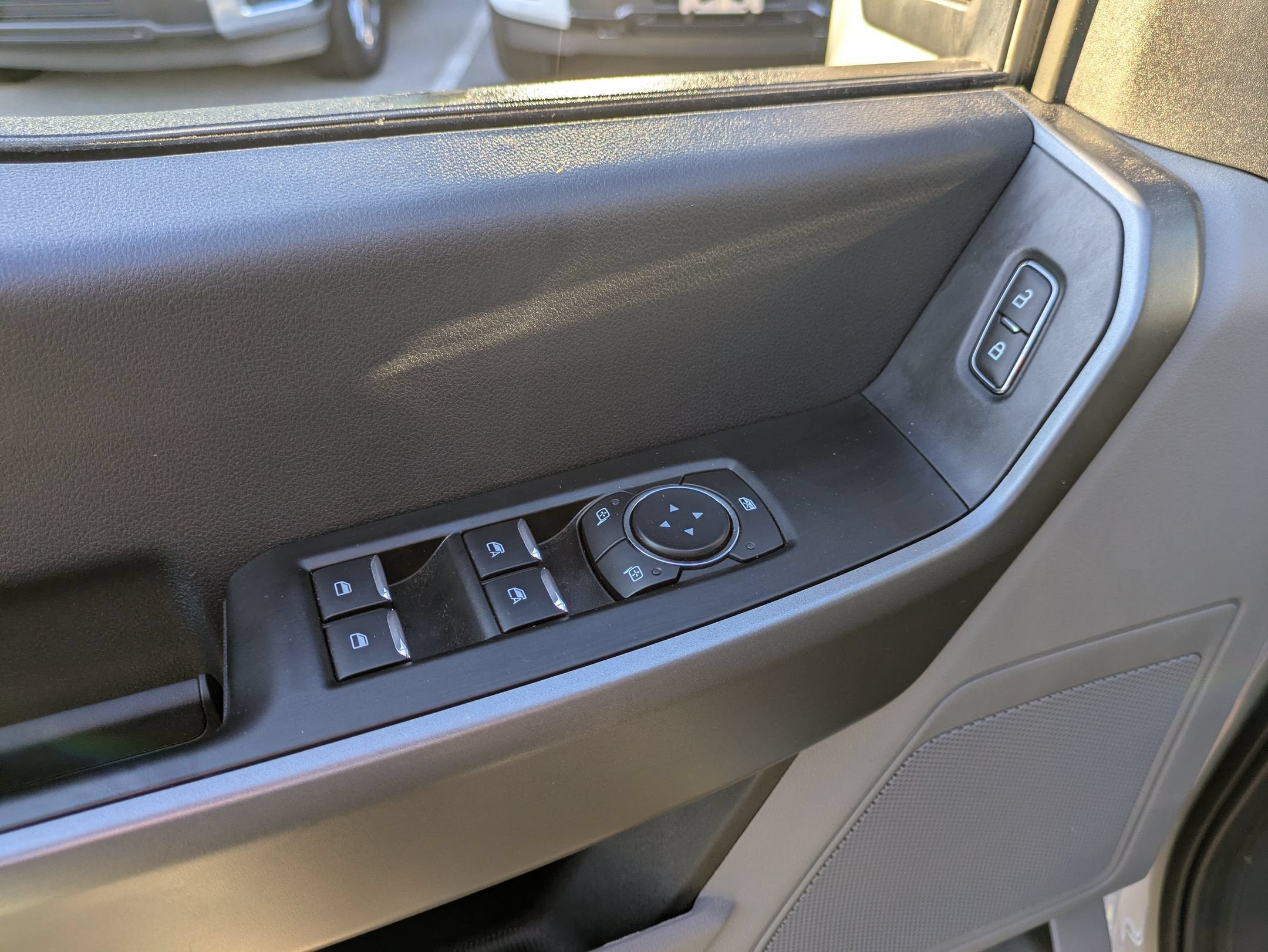 2026 Ford Super Duty F-250 SRW XLT - Crossroads Courtesy Demo