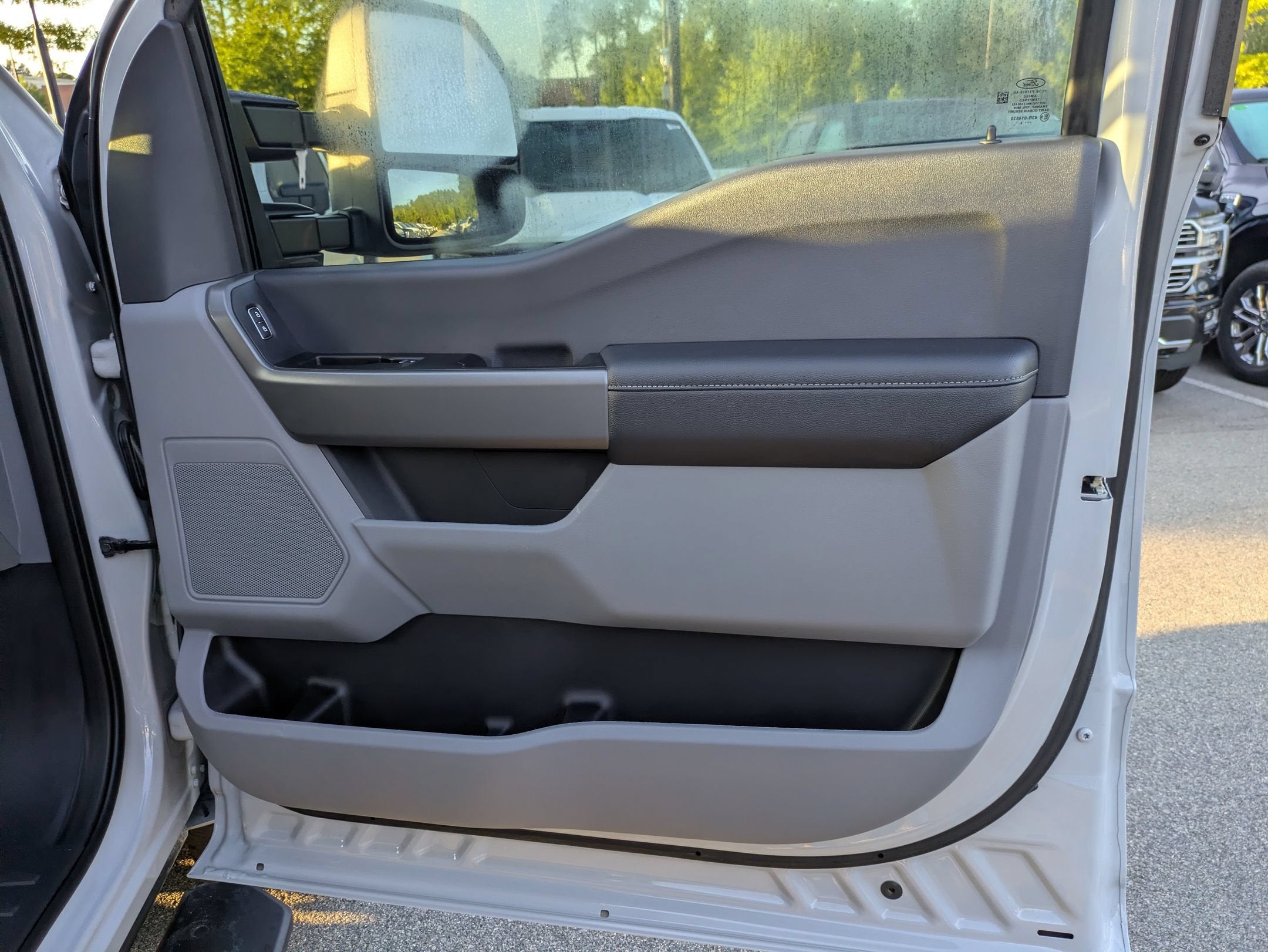 2026 Ford Super Duty F-250 SRW XLT - Crossroads Courtesy Demo