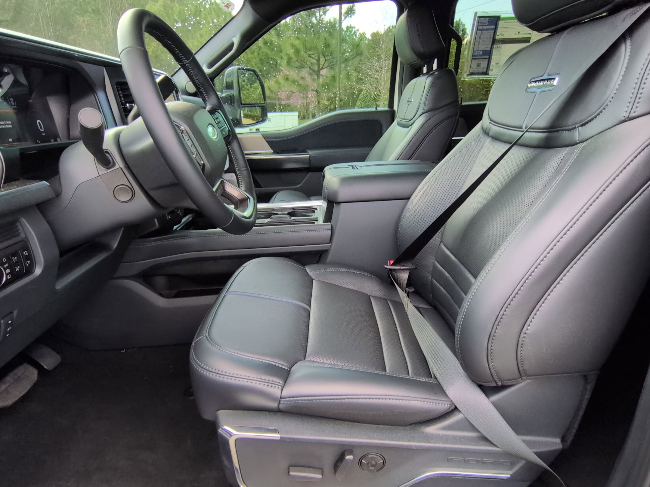 2026 Ford Super Duty F-250 SRW Platinum