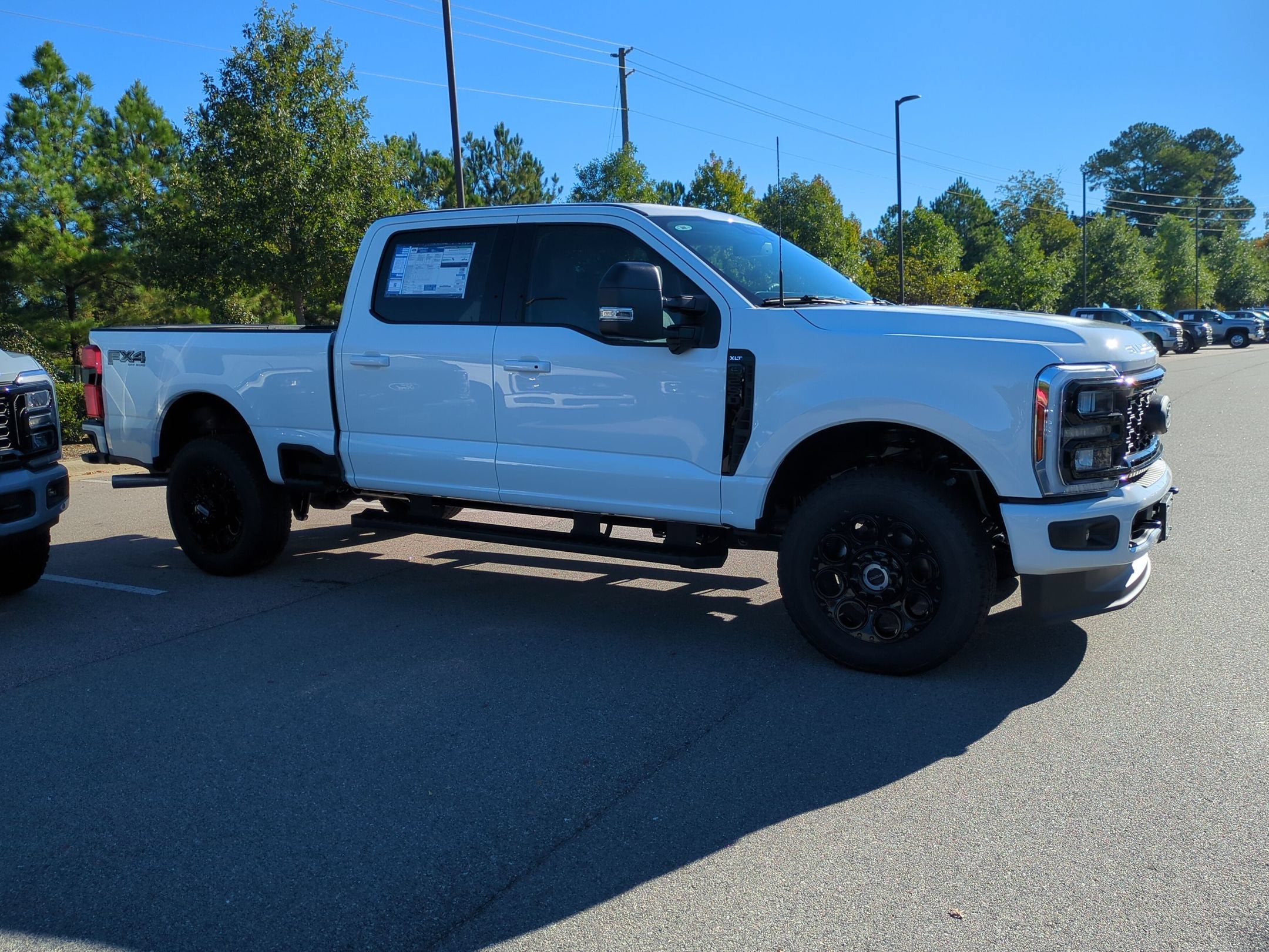 2027 Ford Super Duty F-250 SRW XLT