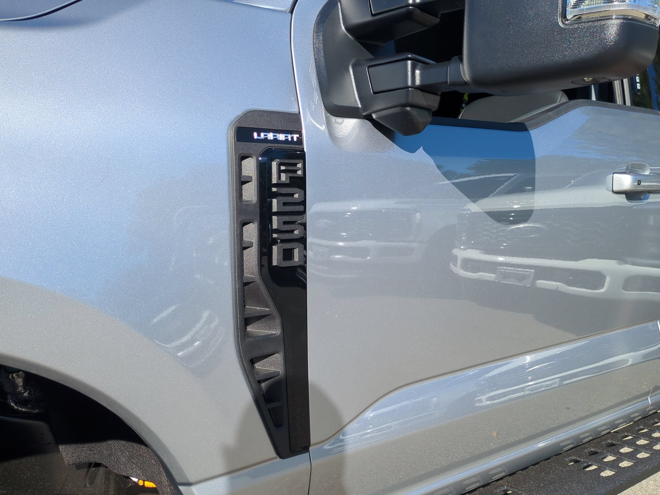 2027 Ford Super Duty F-250 SRW LARIAT