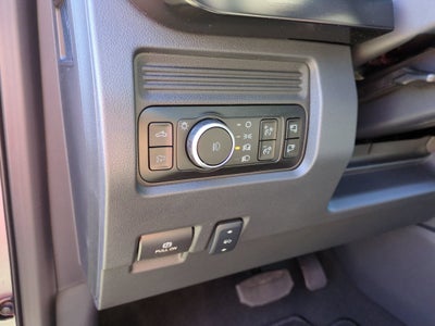 2027 Ford Super Duty F-250 SRW LARIAT