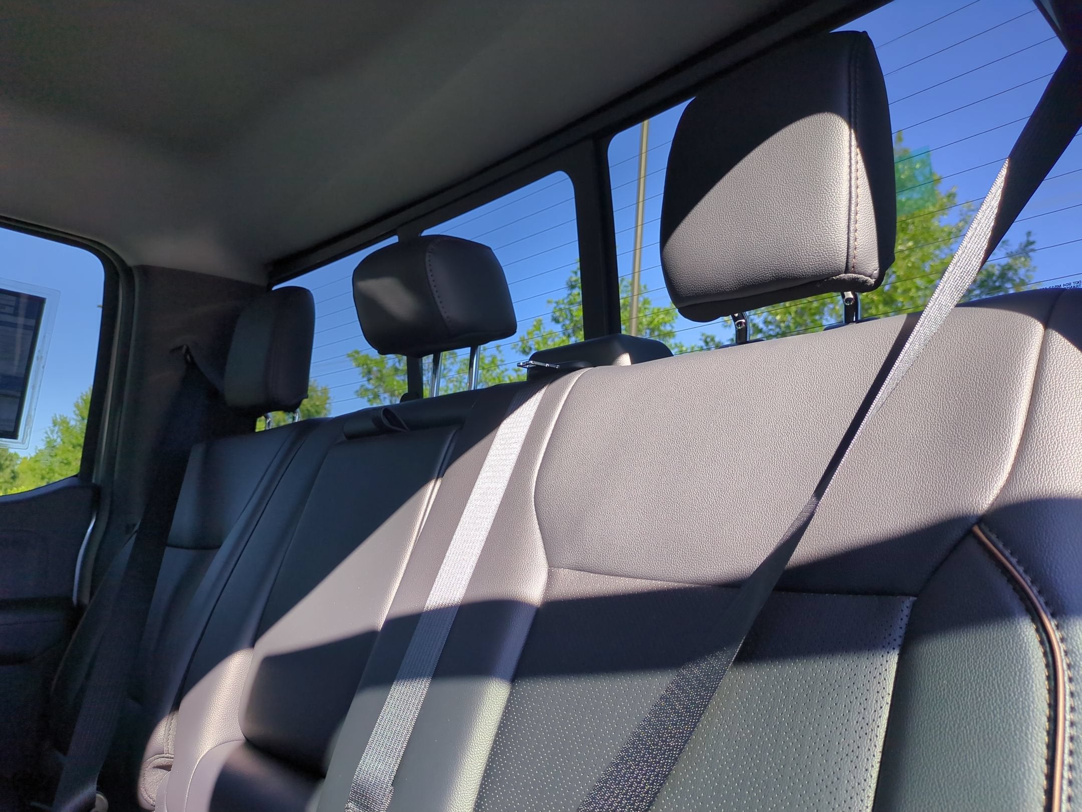 2027 Ford Super Duty F-250 SRW LARIAT