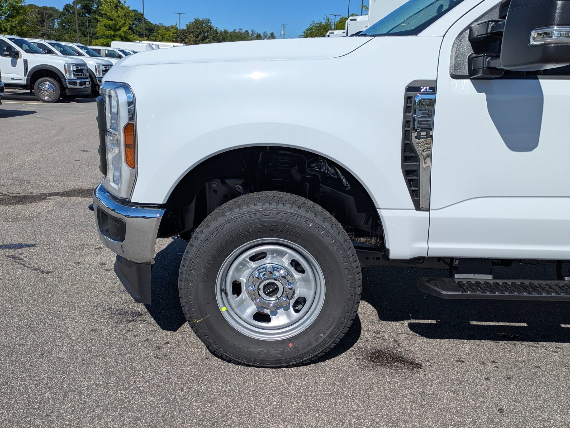 2026 Ford Super Duty F-350 SRW XL