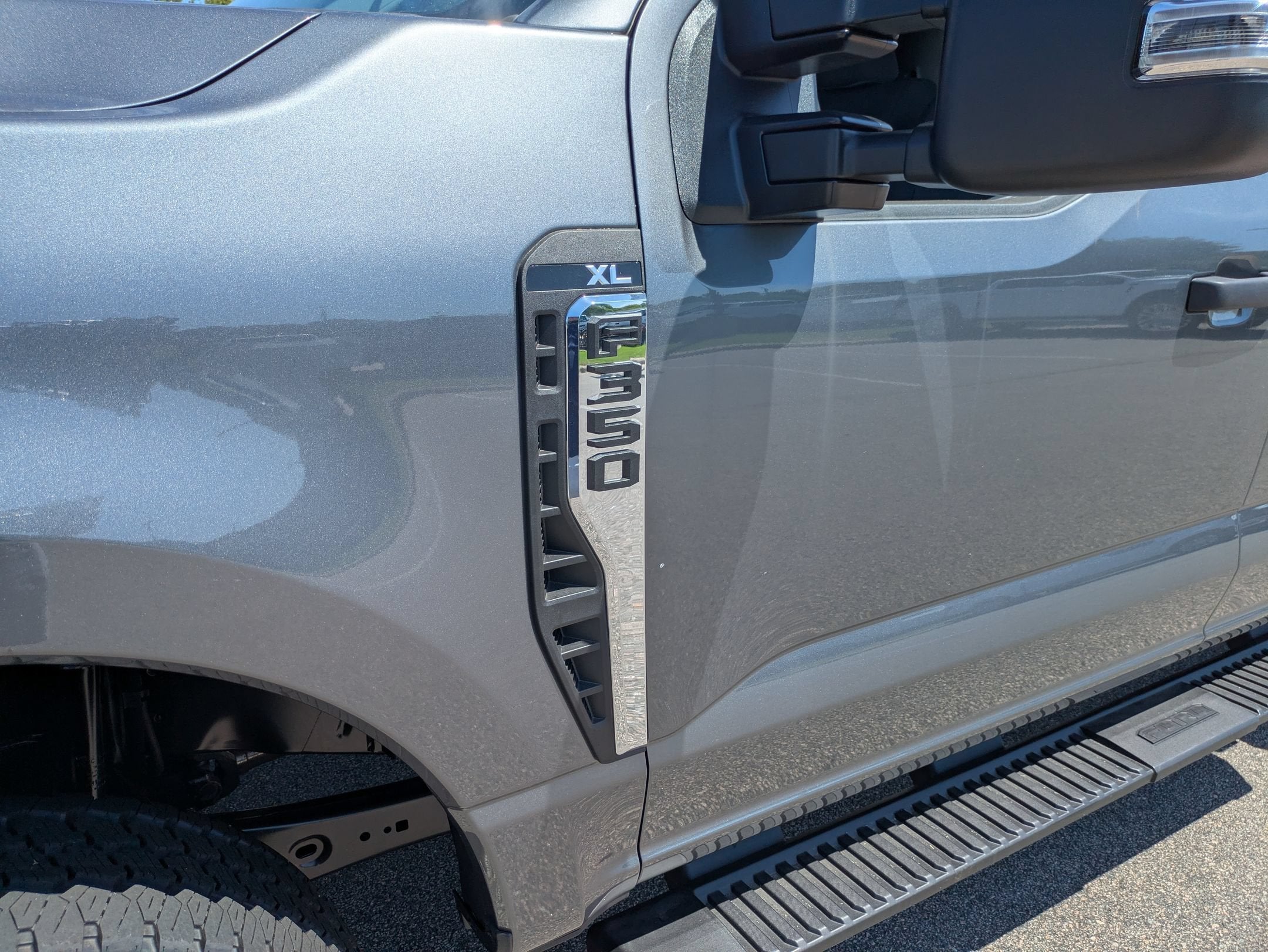 2026 Ford Super Duty F-350 SRW XL
