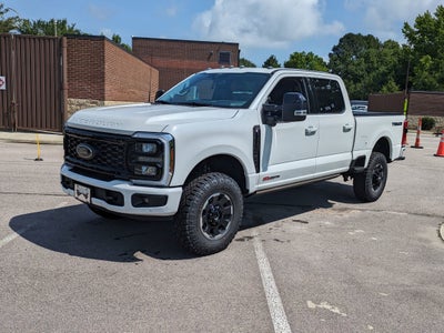 2025 Ford Super Duty F-350 SRW LARIAT
