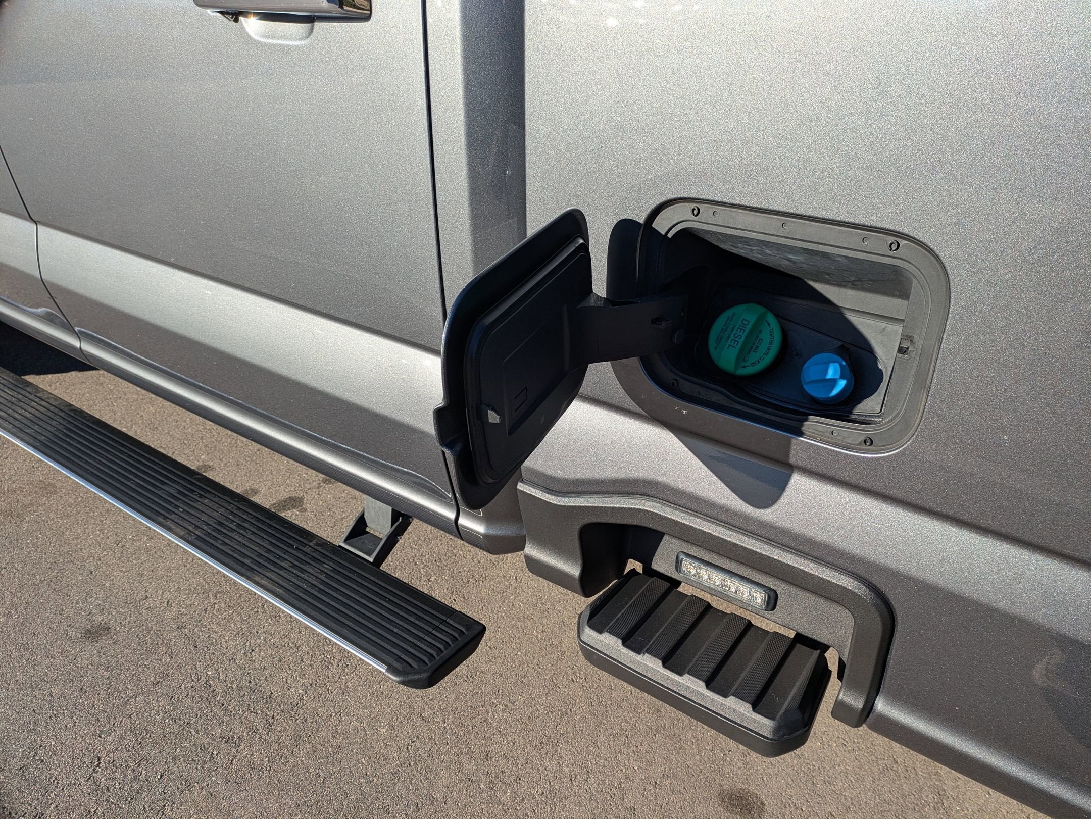 2023 Ford Super Duty F-350 SRW LARIAT