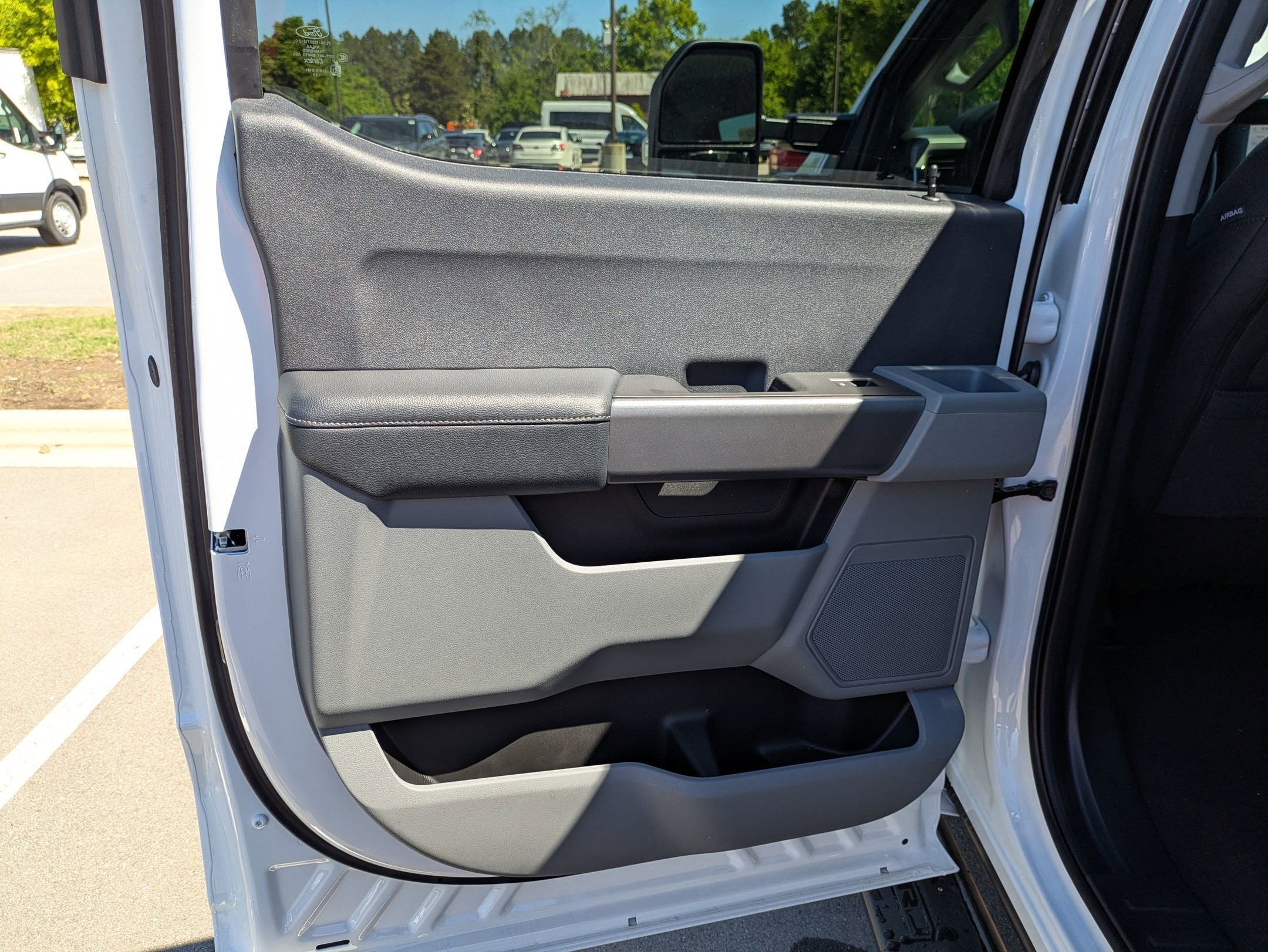 2026 Ford Super Duty F-350 SRW XLT