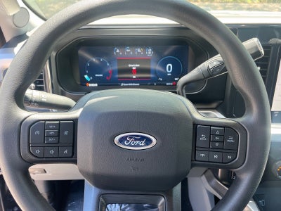 2026 Ford Super Duty F-350 SRW XLT
