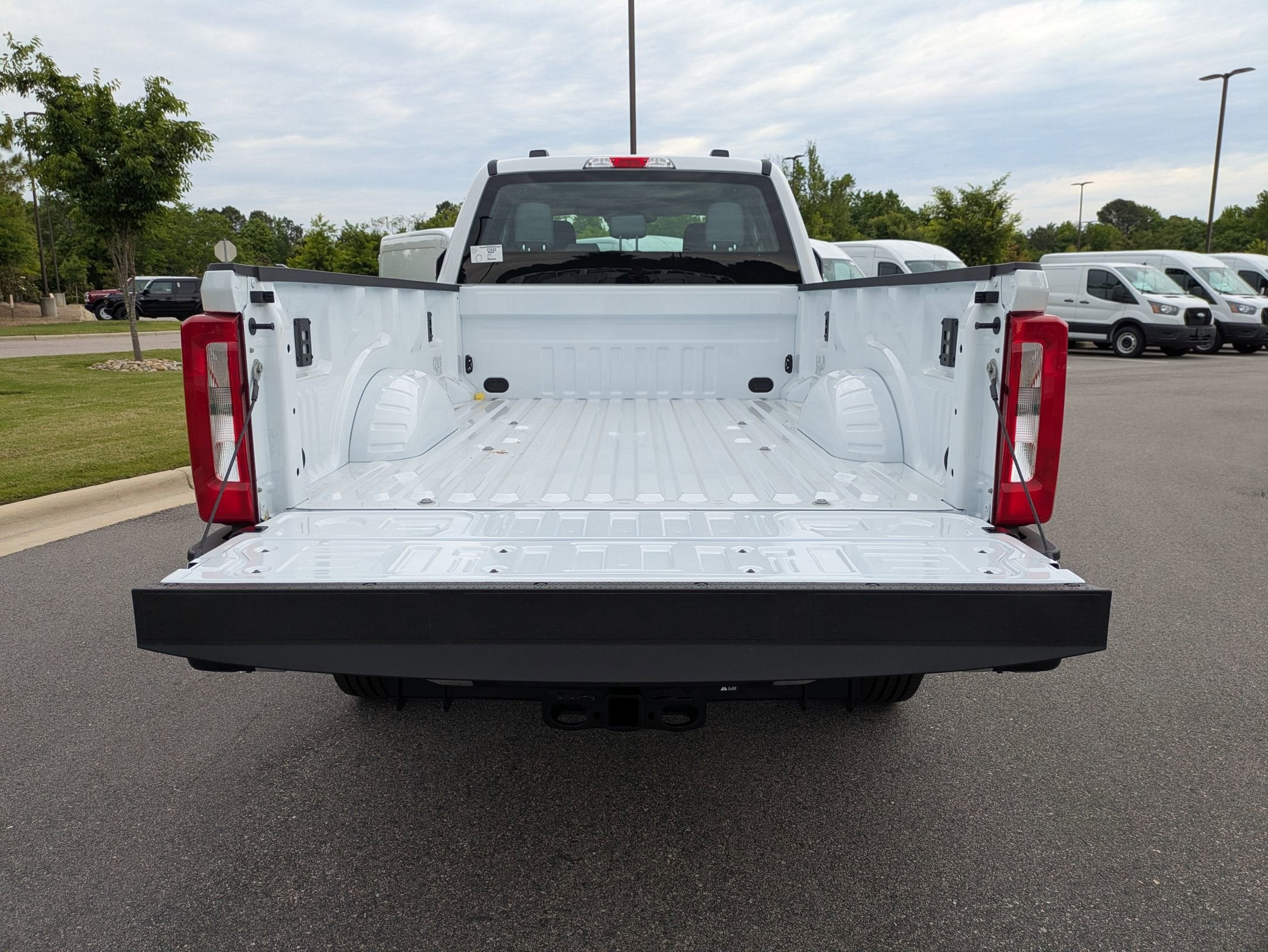 2026 Ford Super Duty F-350 SRW XL