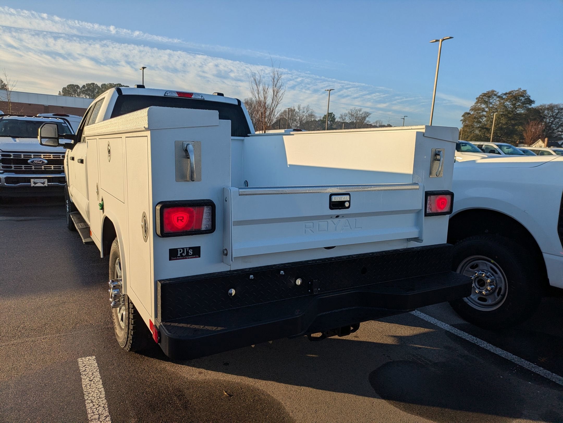 2025 Ford Super Duty F-350 SRW XLT