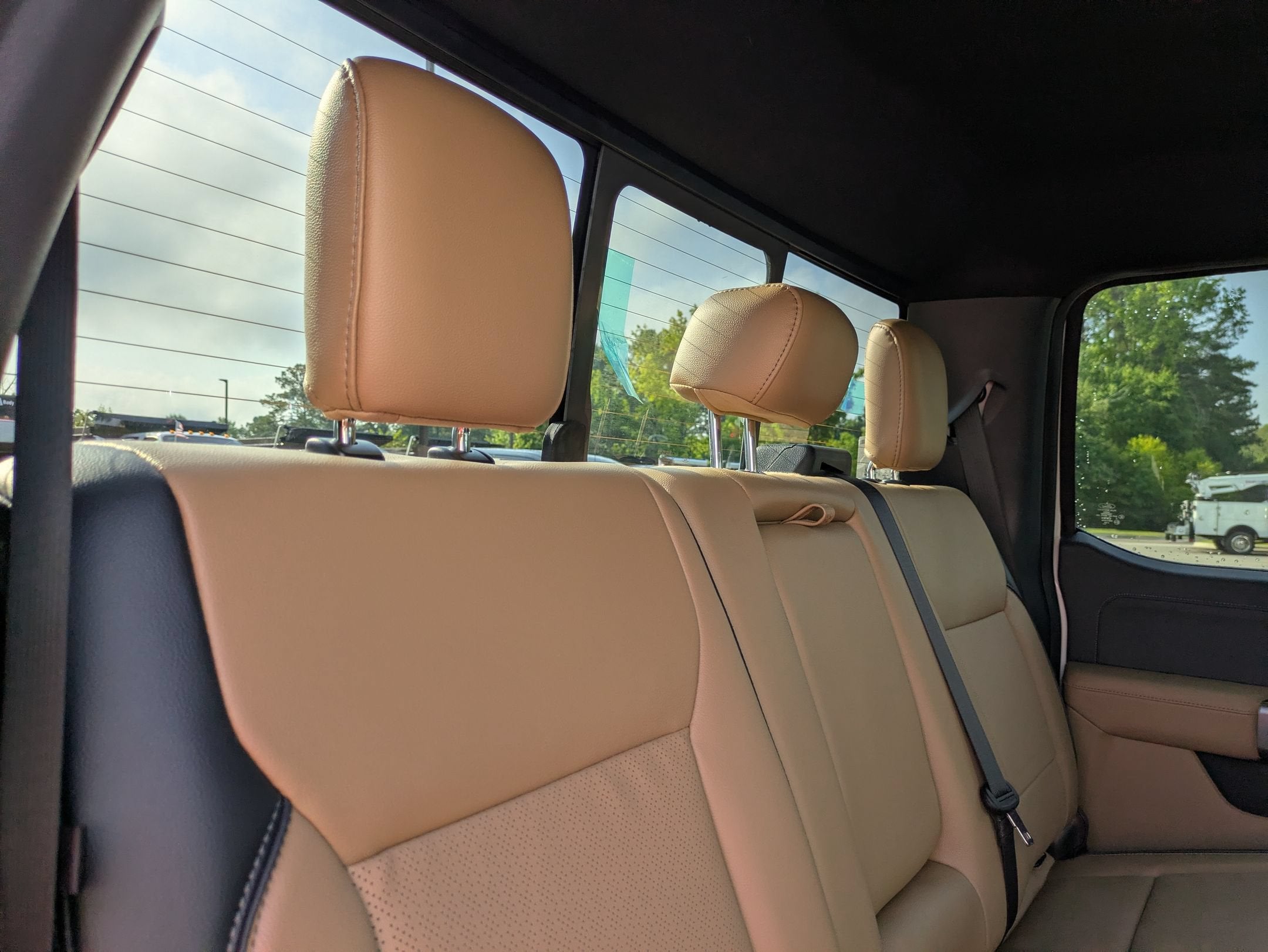 2026 Ford Super Duty F-350 DRW LARIAT