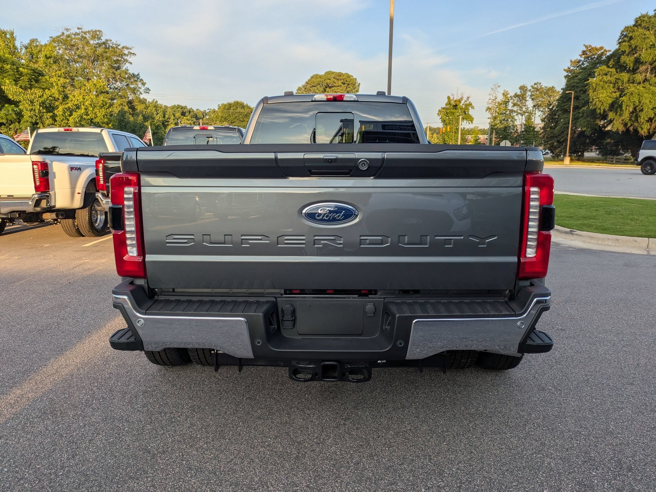 2026 Ford Super Duty F-350 DRW LARIAT