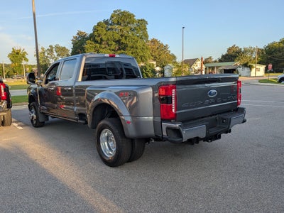 2026 Ford Super Duty F-350 DRW LARIAT