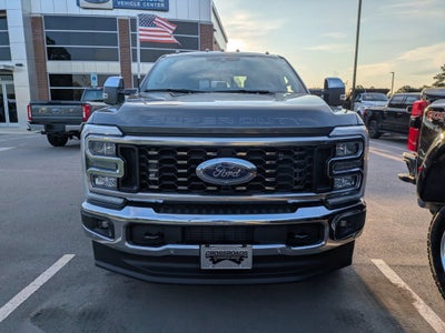 2026 Ford Super Duty F-350 DRW LARIAT
