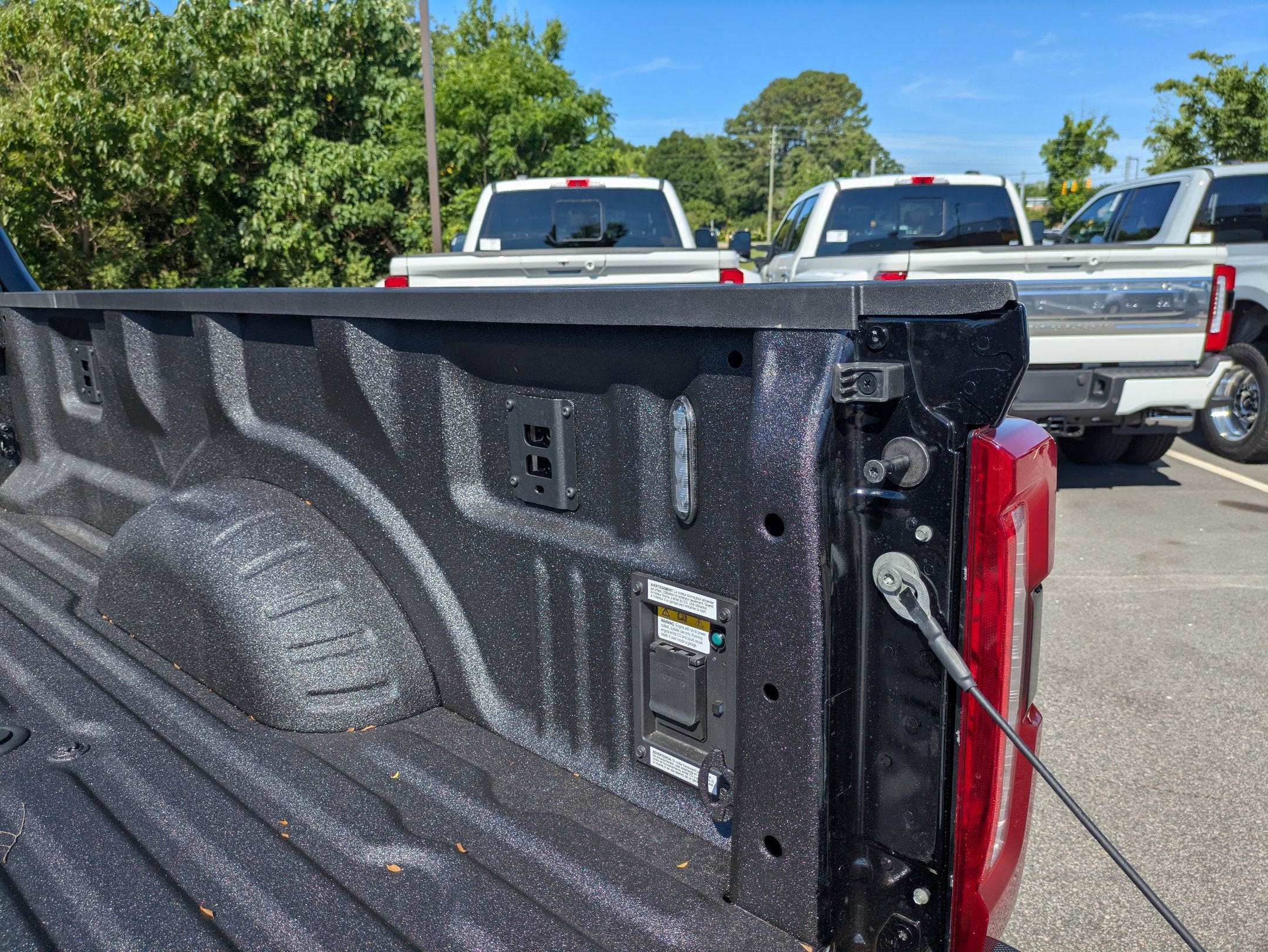 2026 Ford Super Duty F-350 DRW LARIAT