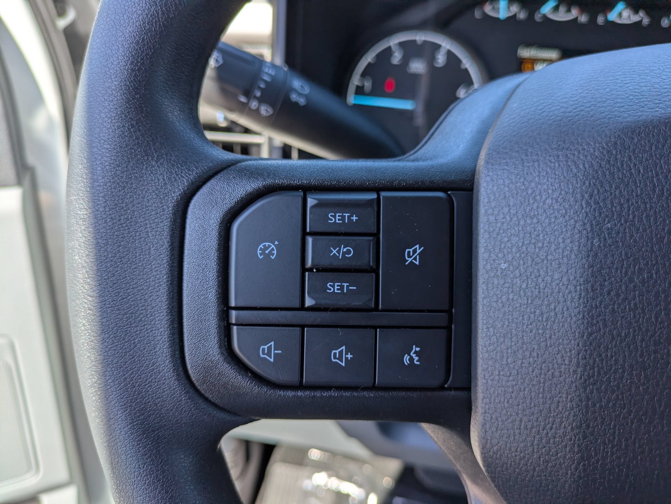 2026 Ford Super Duty F-350 DRW XLT