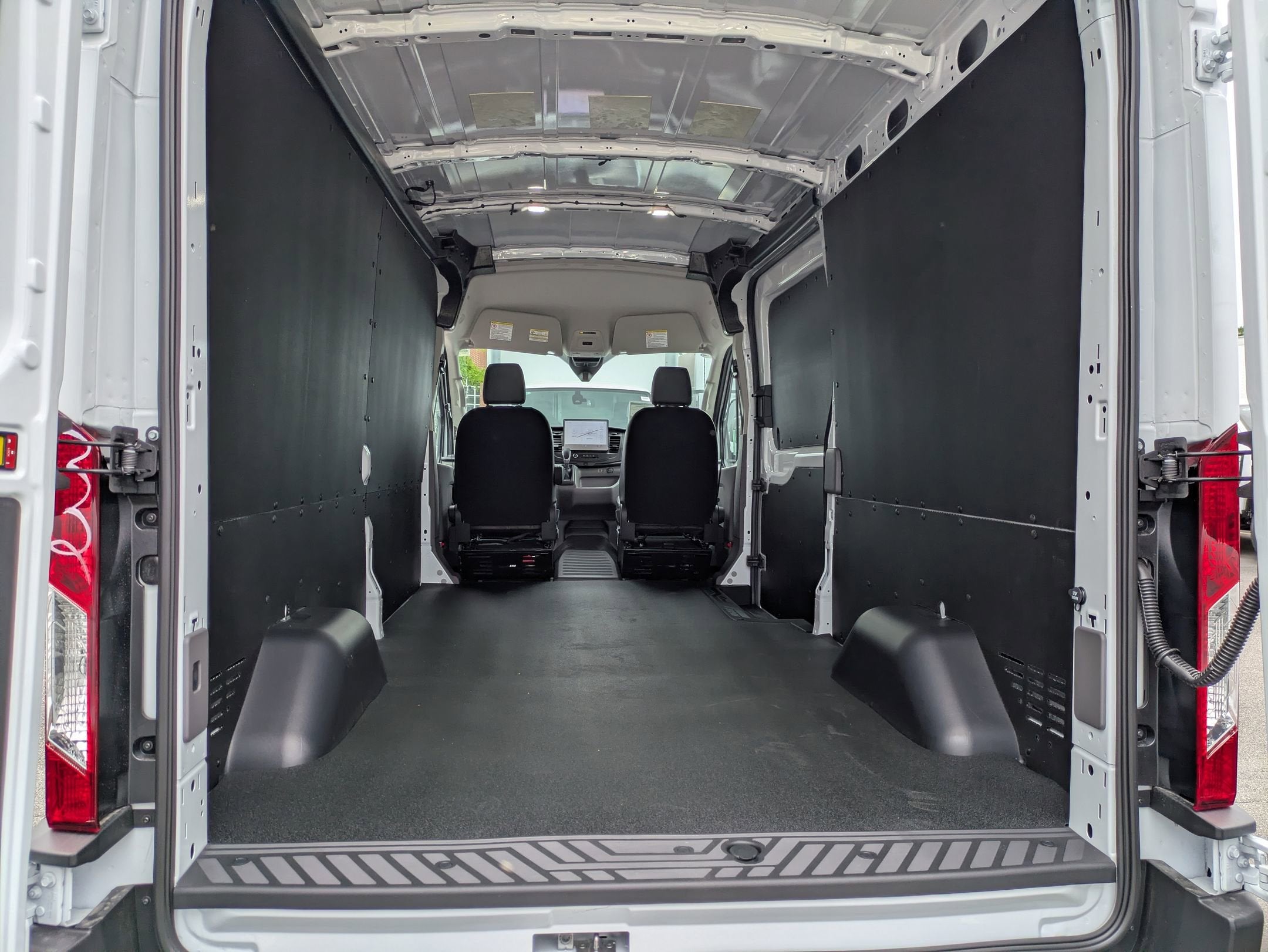 2026 Ford Transit Cargo Van Base
