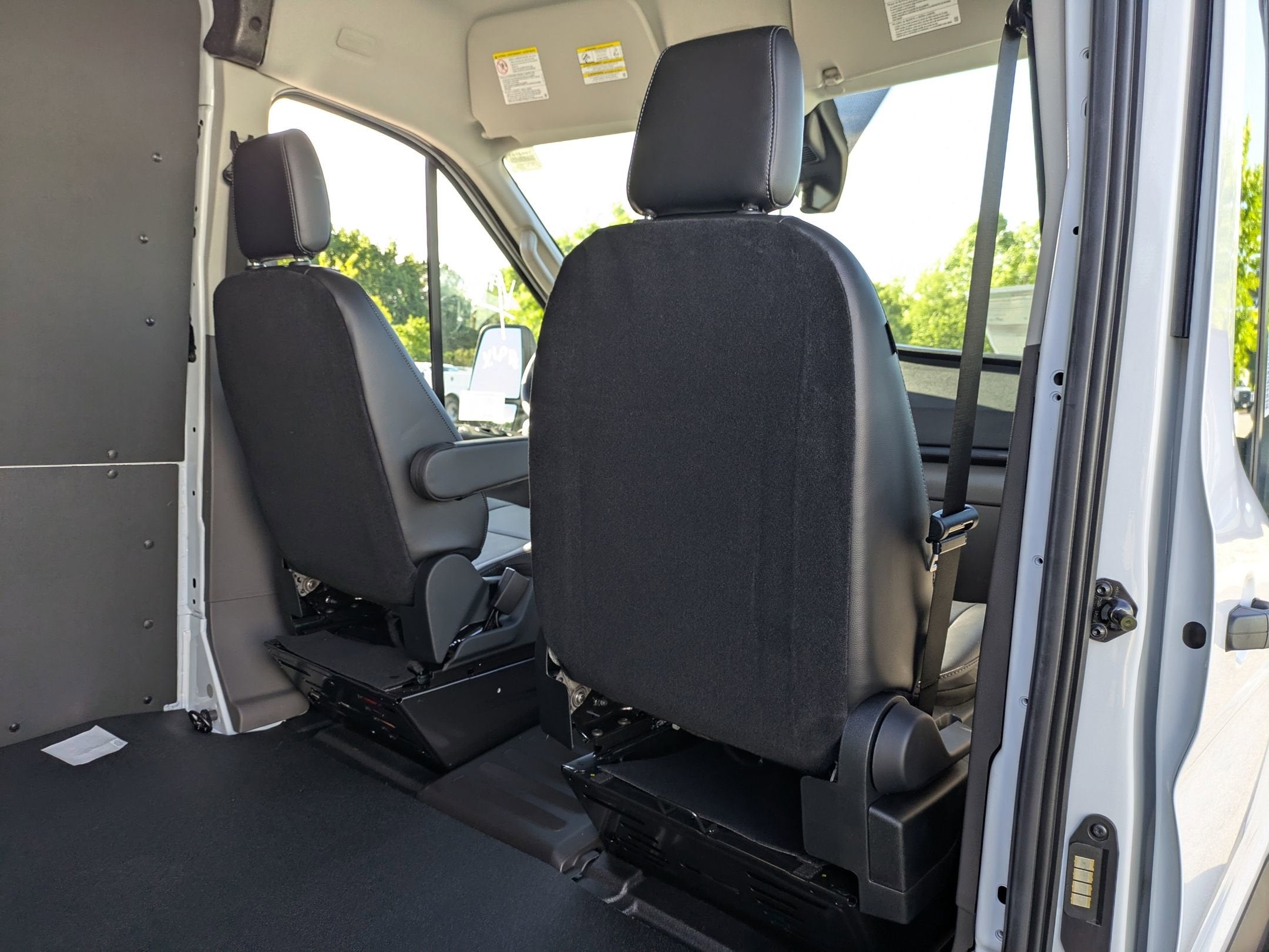 2026 Ford Transit Cargo Van Base