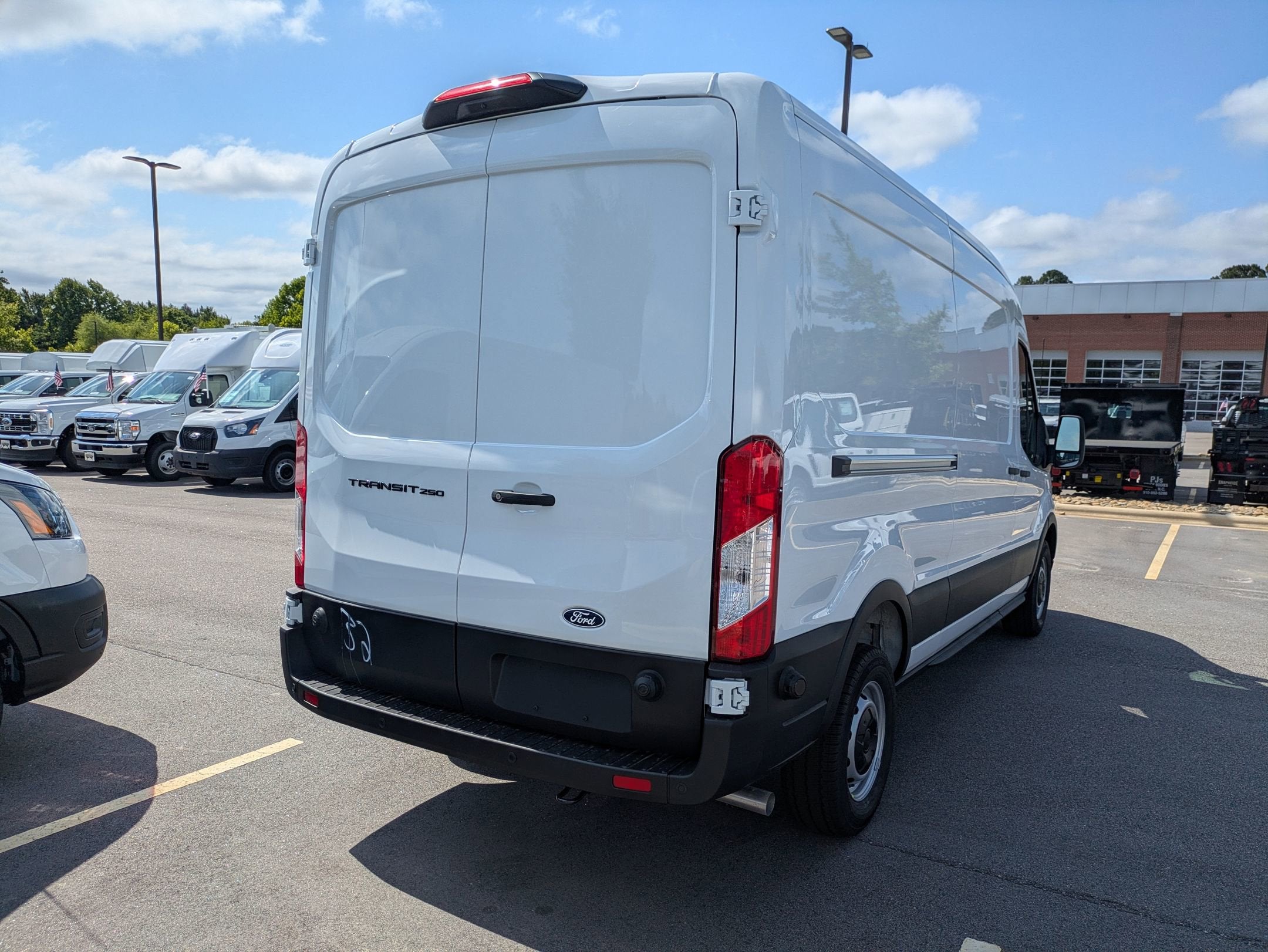 2026 Ford Transit Cargo Van Base