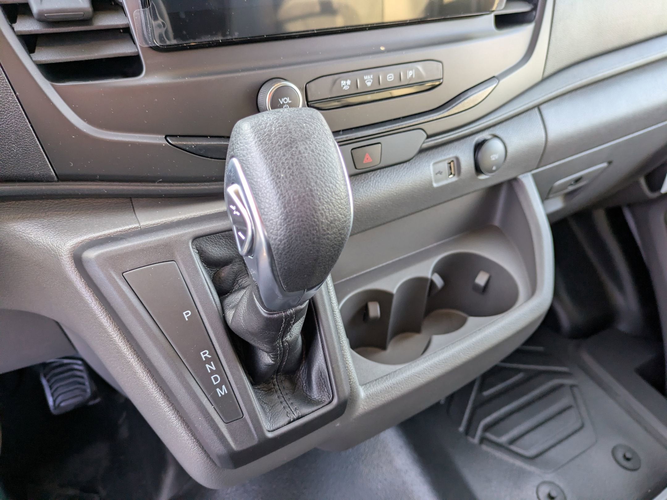 2026 Ford Transit Cargo Van Base