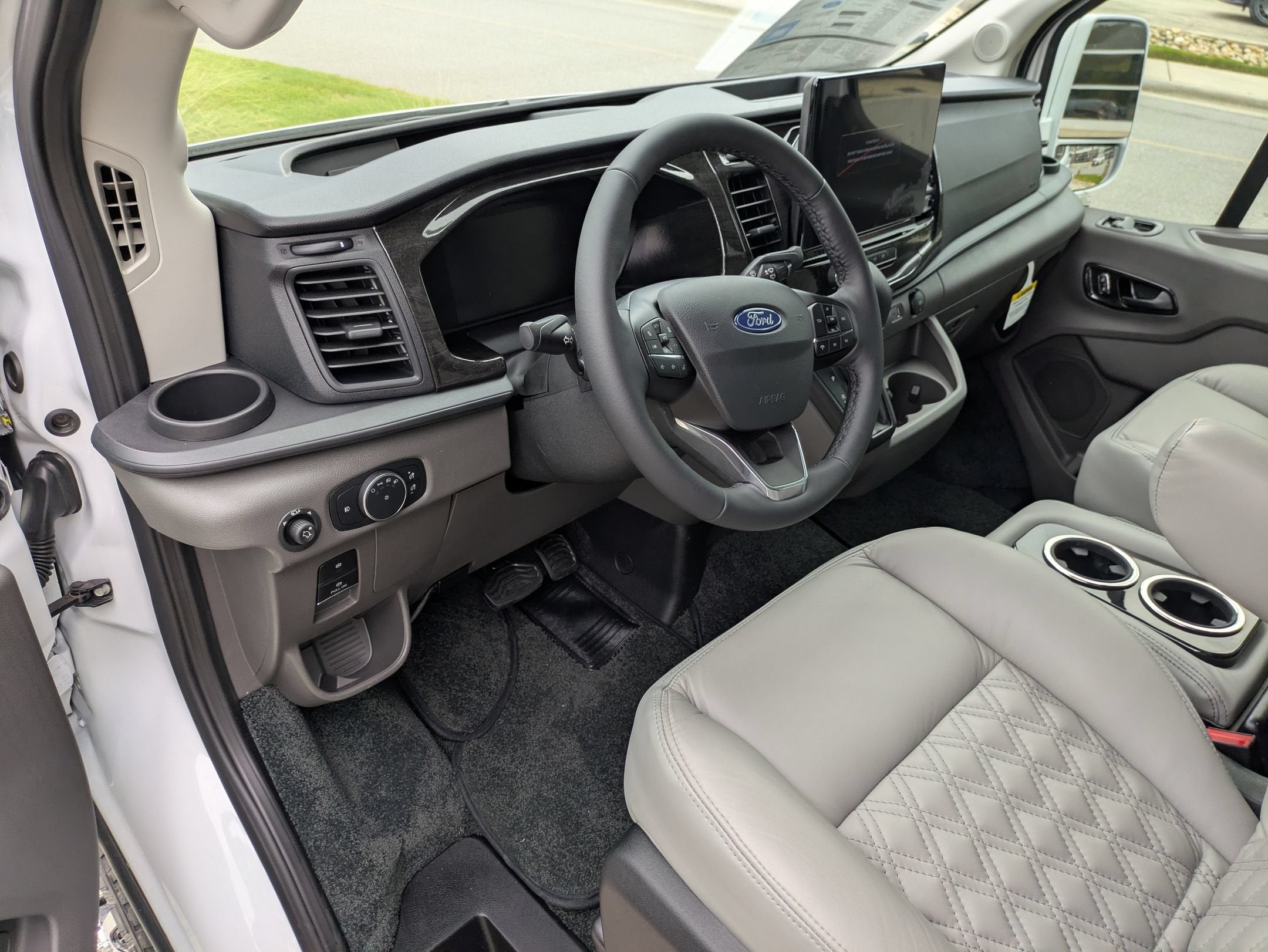 2026 Ford Transit Medium Roof Explorer Conversion 9 Passenger T-250 148" Med Rf 9150 GVWR AWD