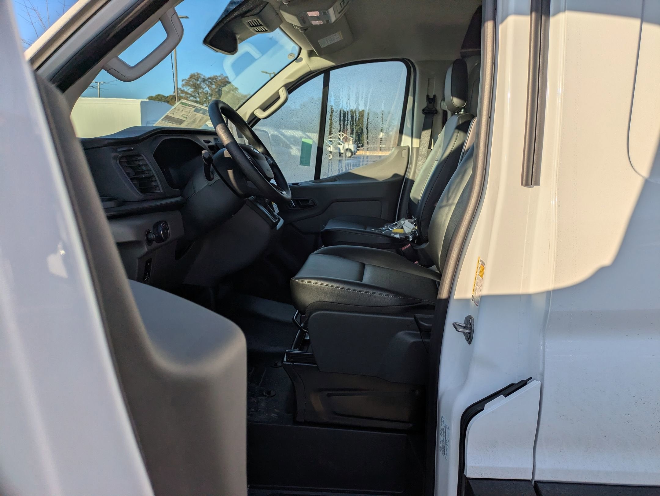 2026 Ford Transit Cargo Van T-150 130" Low Rf 8800 GVWR RWD