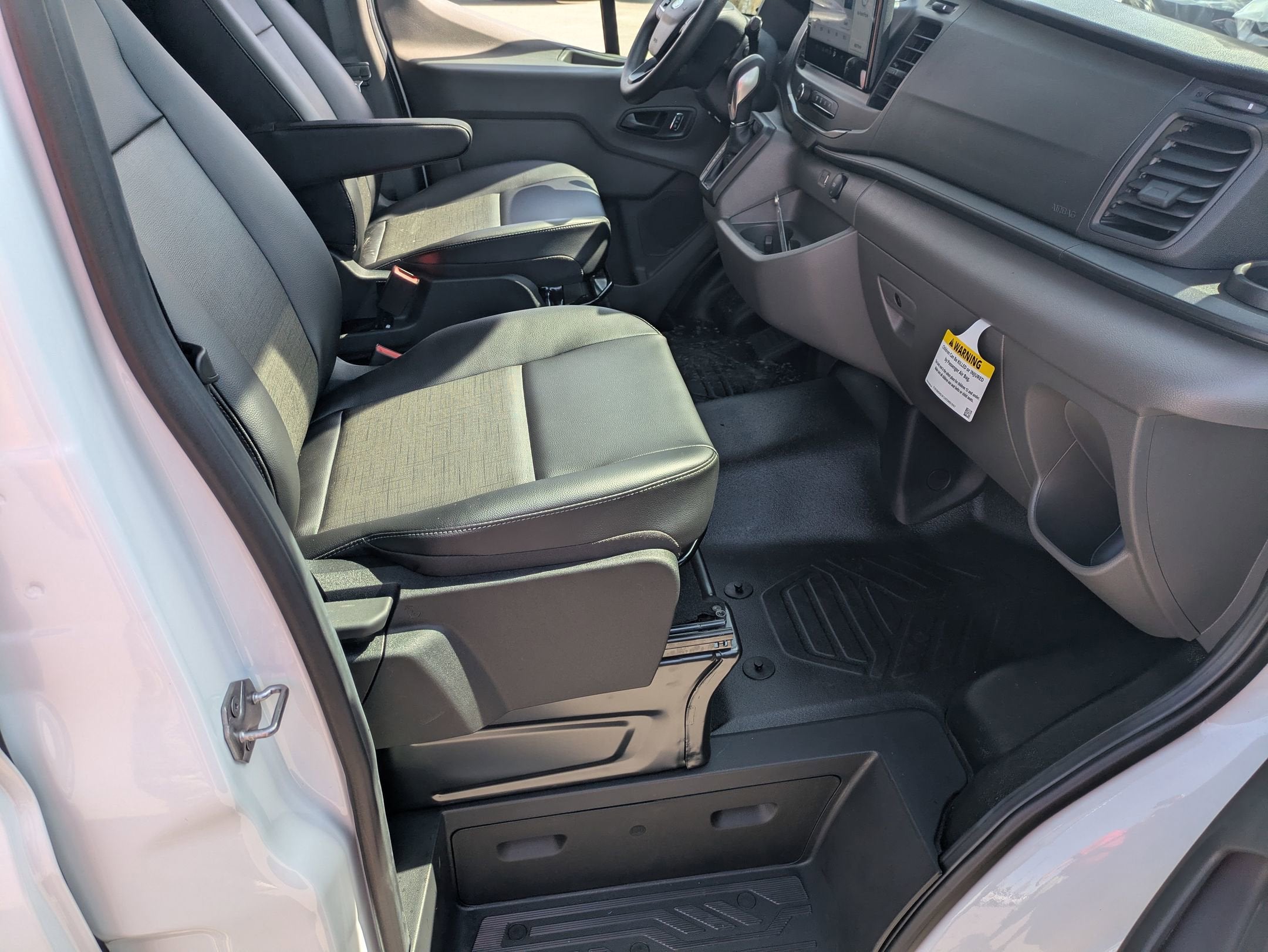 2026 Ford Transit Cargo Van Base