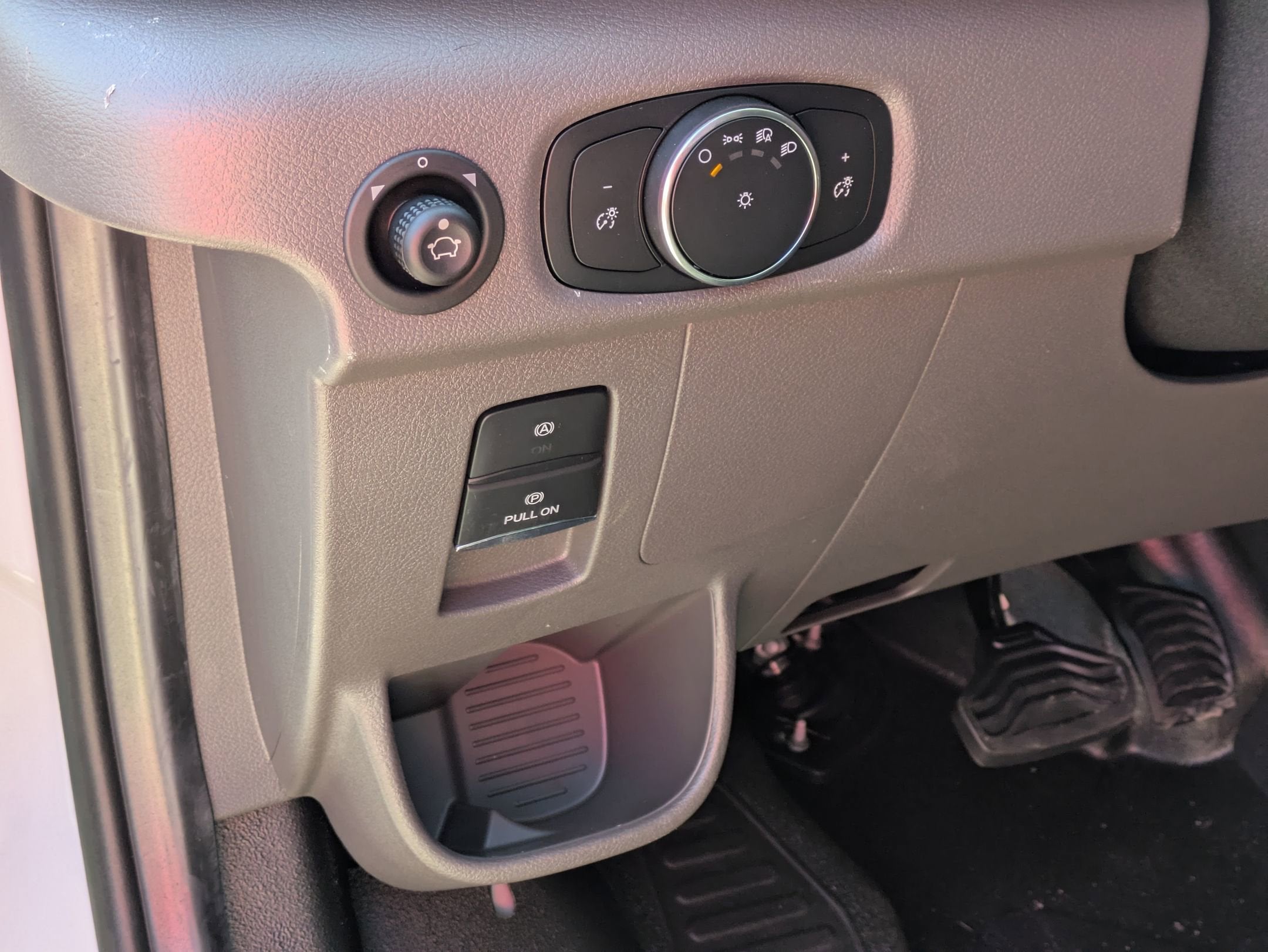 2026 Ford Transit Cargo Van Base