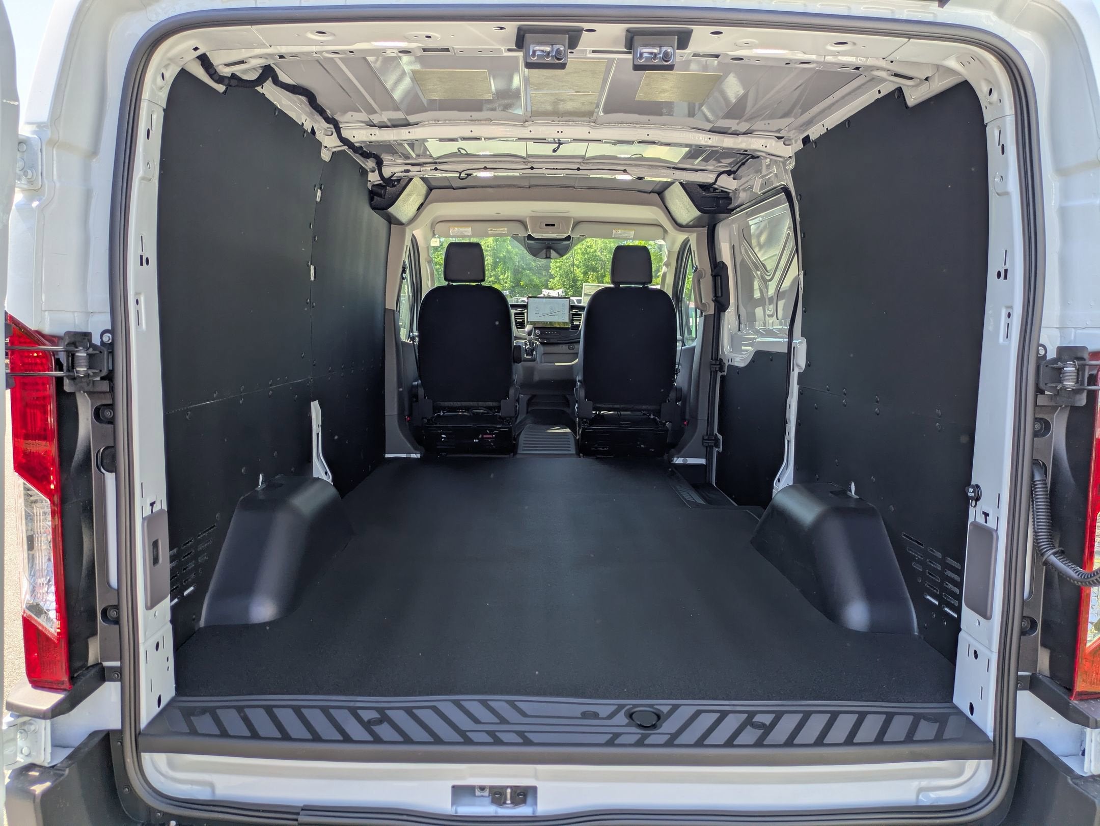 2026 Ford Transit Cargo Van Base