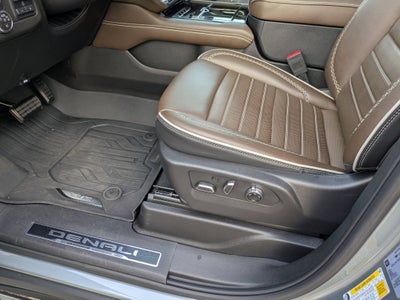 2025 GMC Yukon Denali Ultimate
