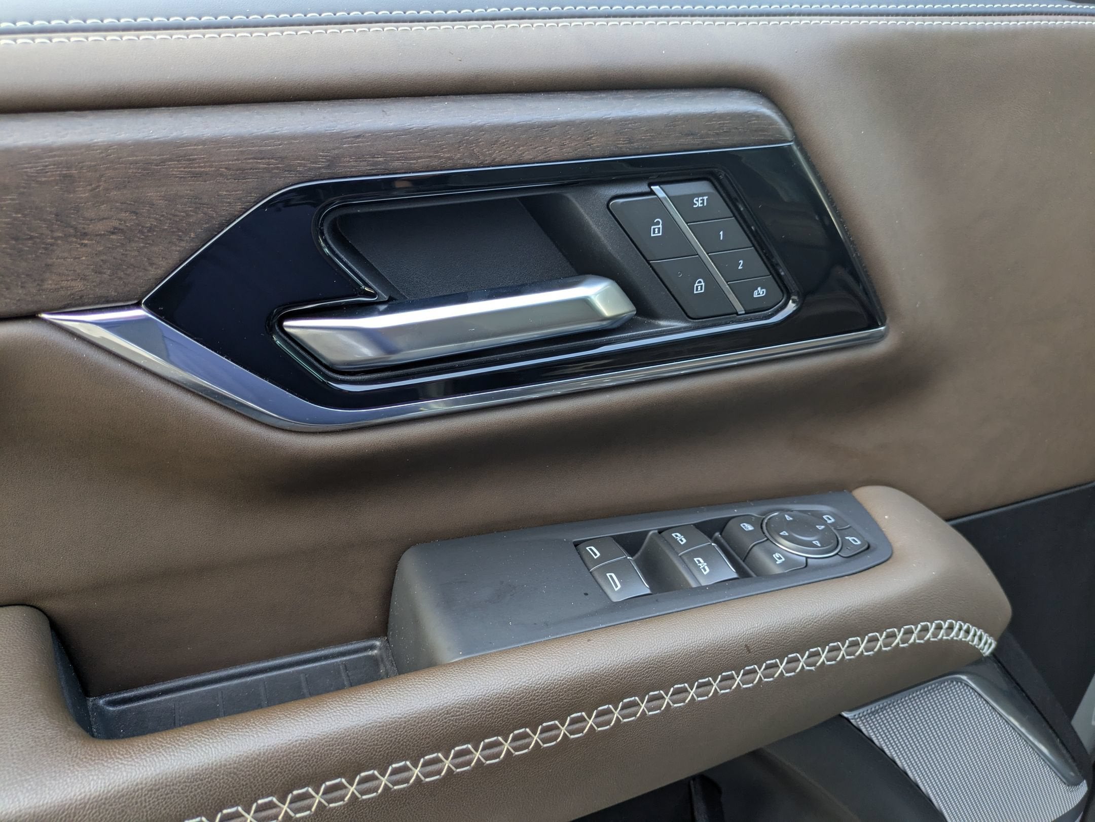 2025 GMC Yukon Denali Ultimate
