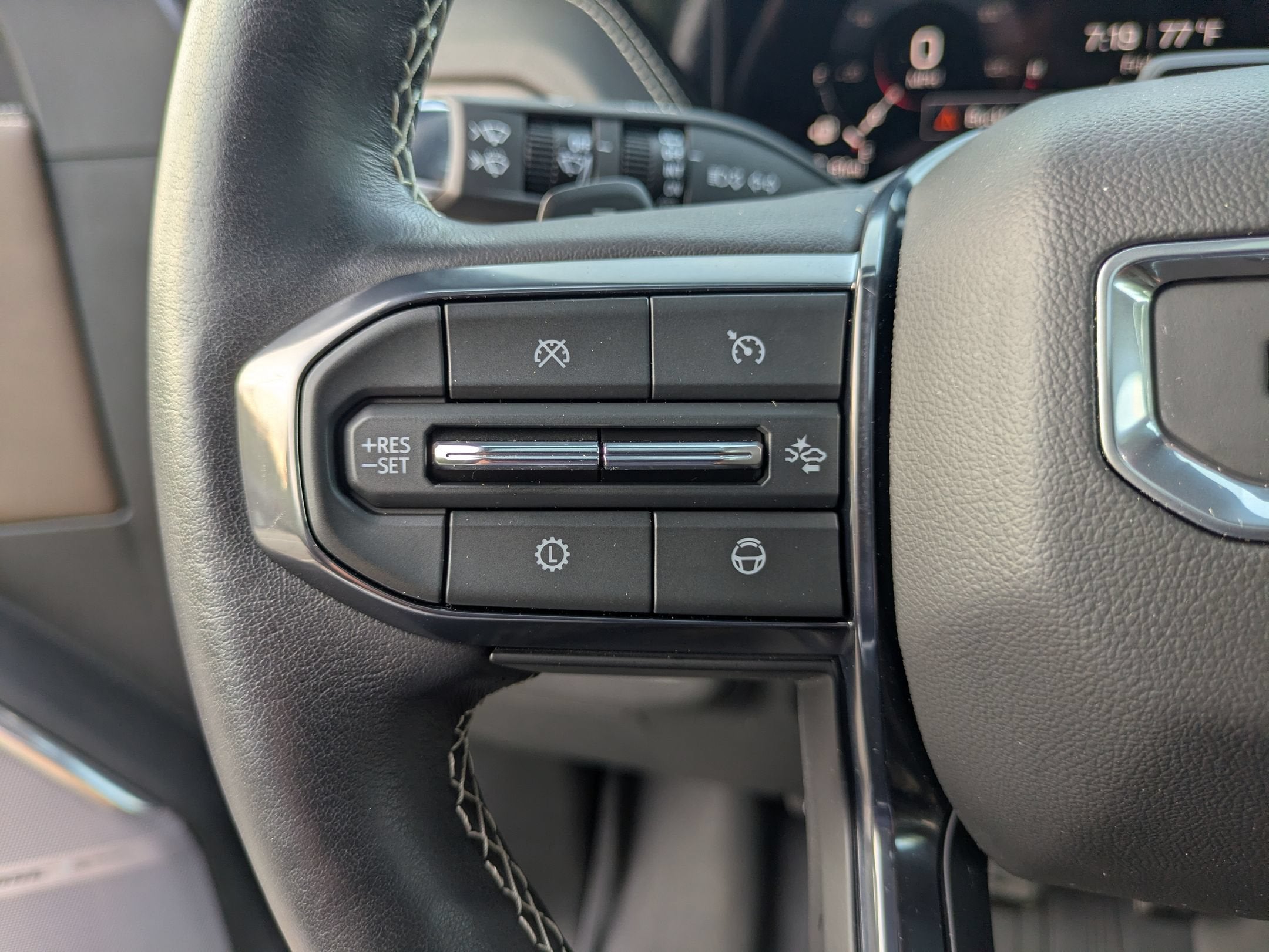 2025 GMC Yukon Denali Ultimate