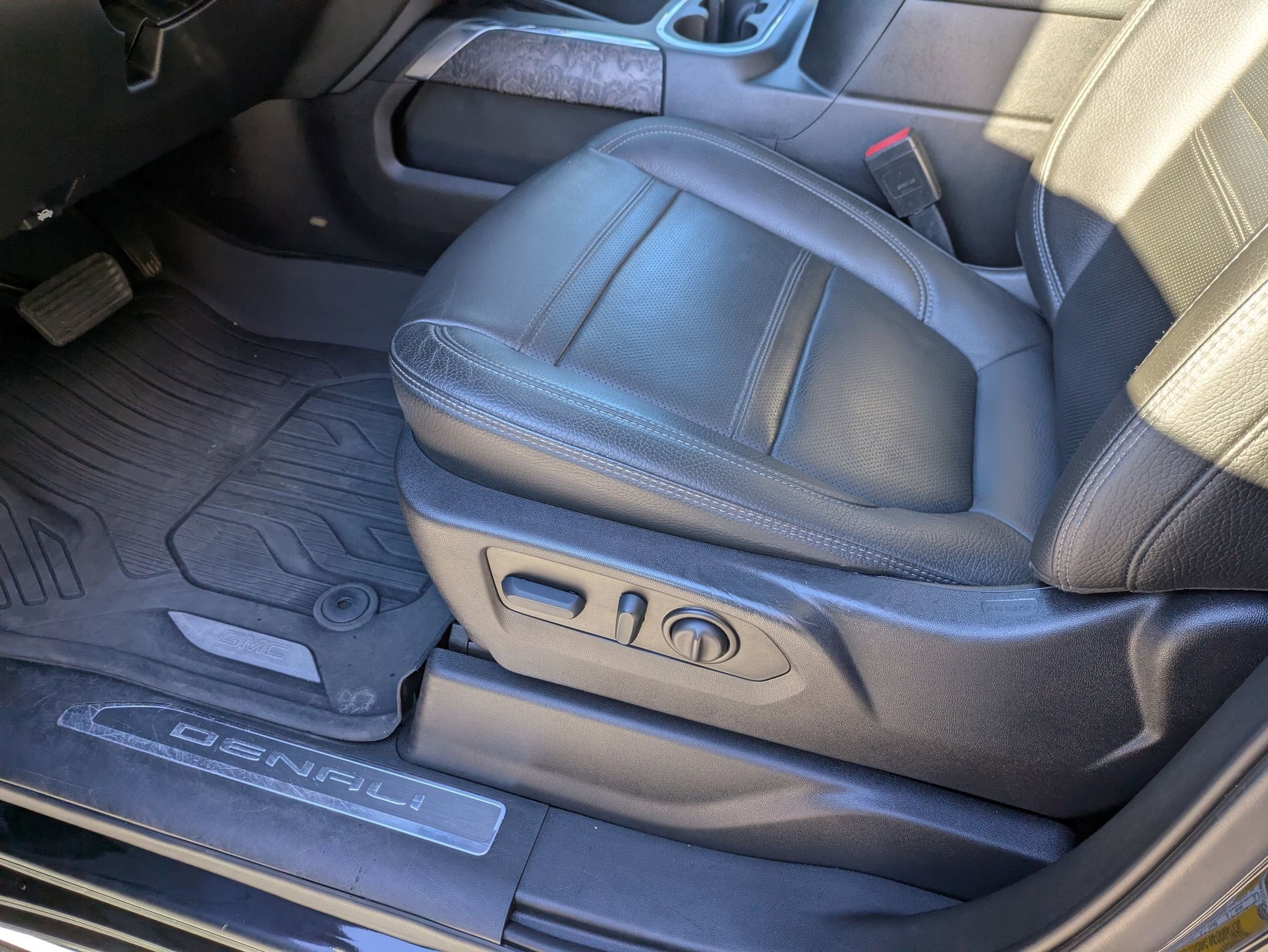 2022 GMC Sierra 3500HD Denali