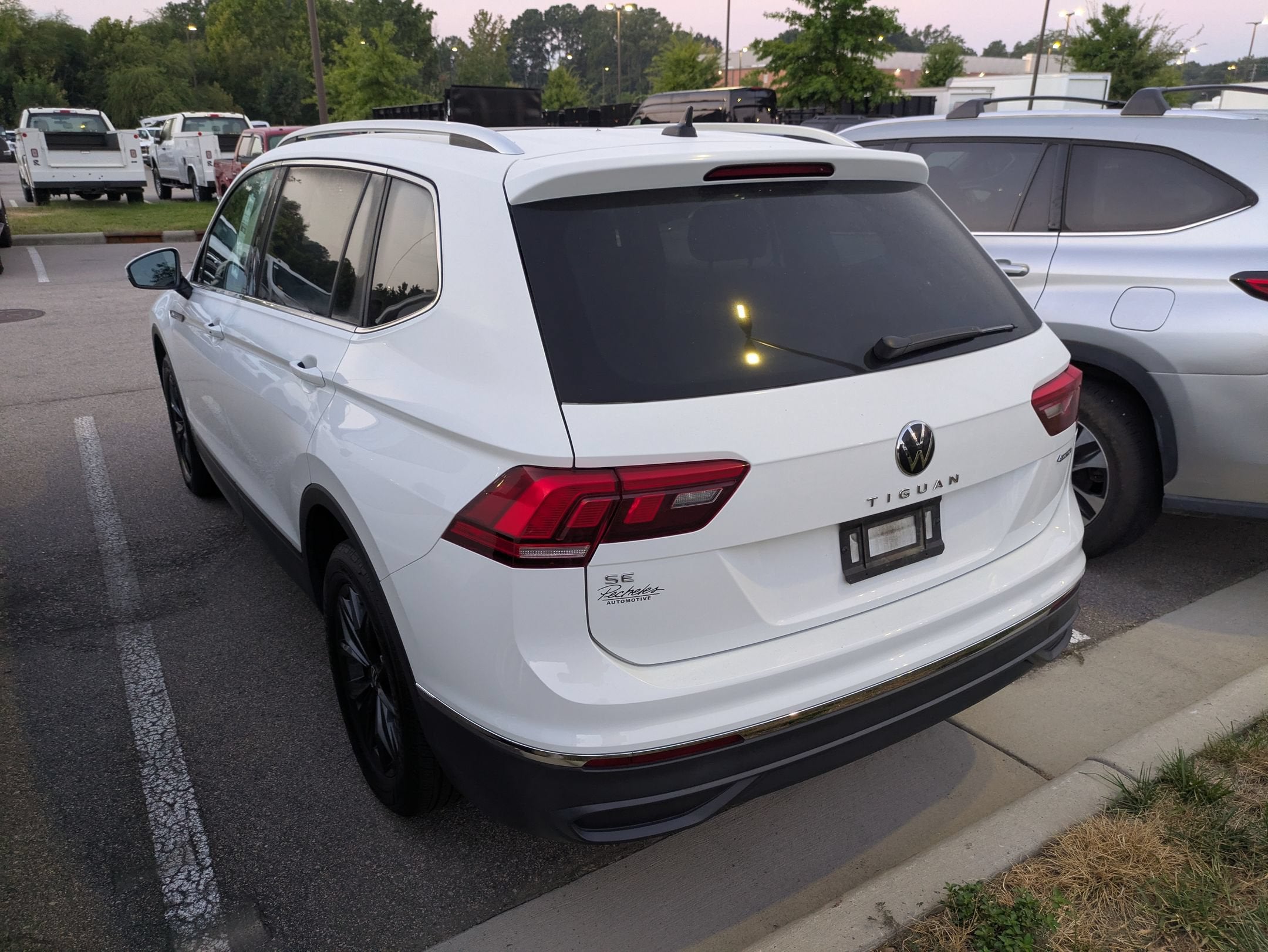 2024 Volkswagen Tiguan SE