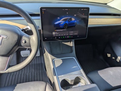 2023 Tesla Model Y Performance
